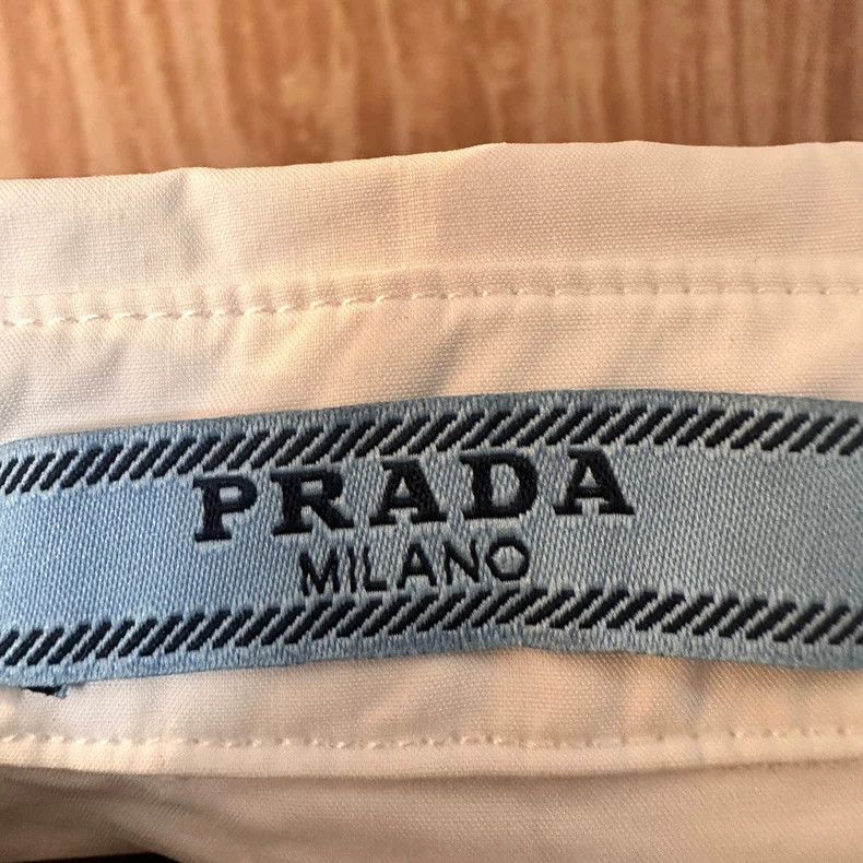 Prada Prada Size 36 White triangle short-sleeved shirt 2501-Nexta Size US XXS / EU 40 - 4 Thumbnail