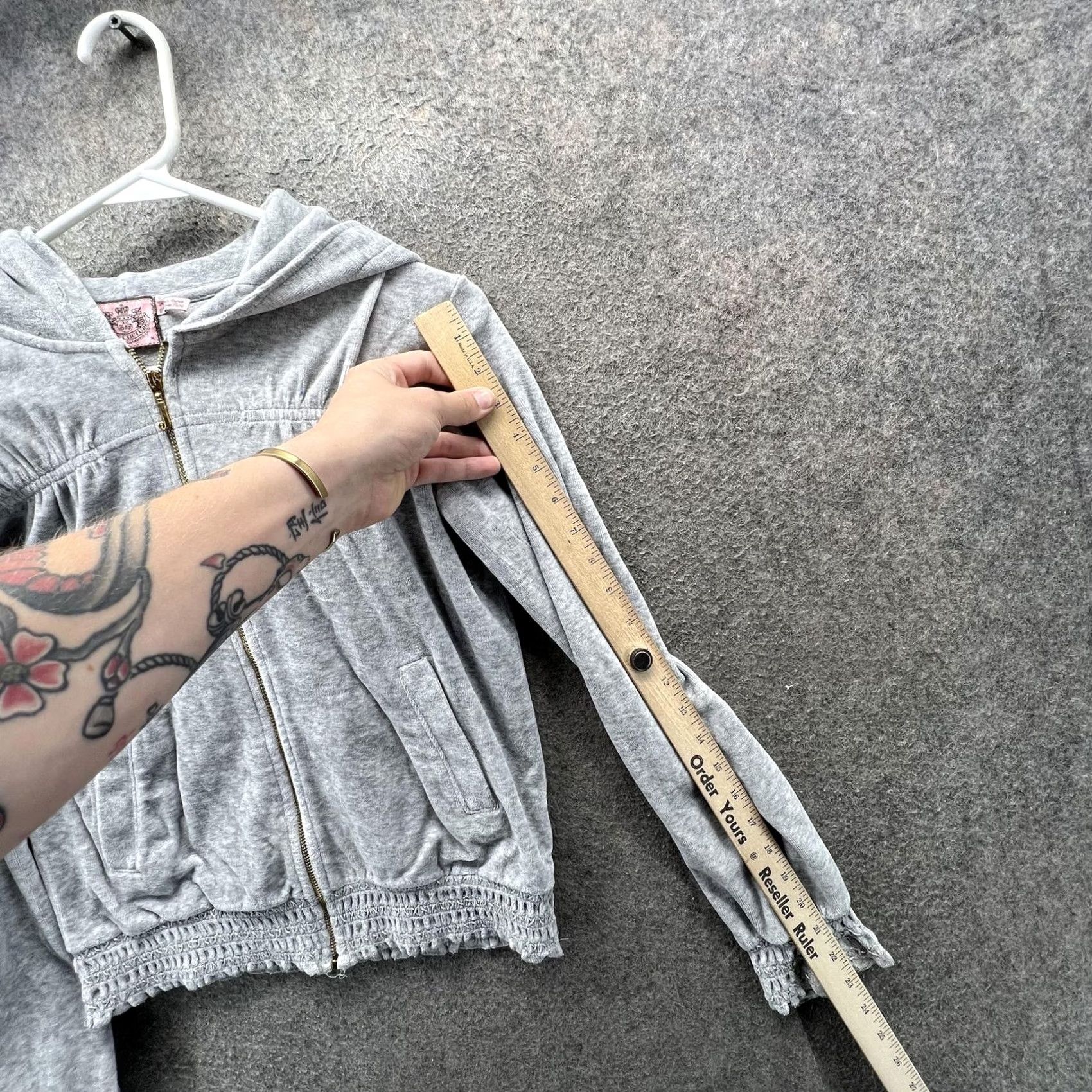 Juicy Couture Juicy Couture Hoodie Womens Medium Gray Ruffle Trim Full Zip Sweatshirt Size M / US 6-8 / IT 42-44 - 4 Thumbnail