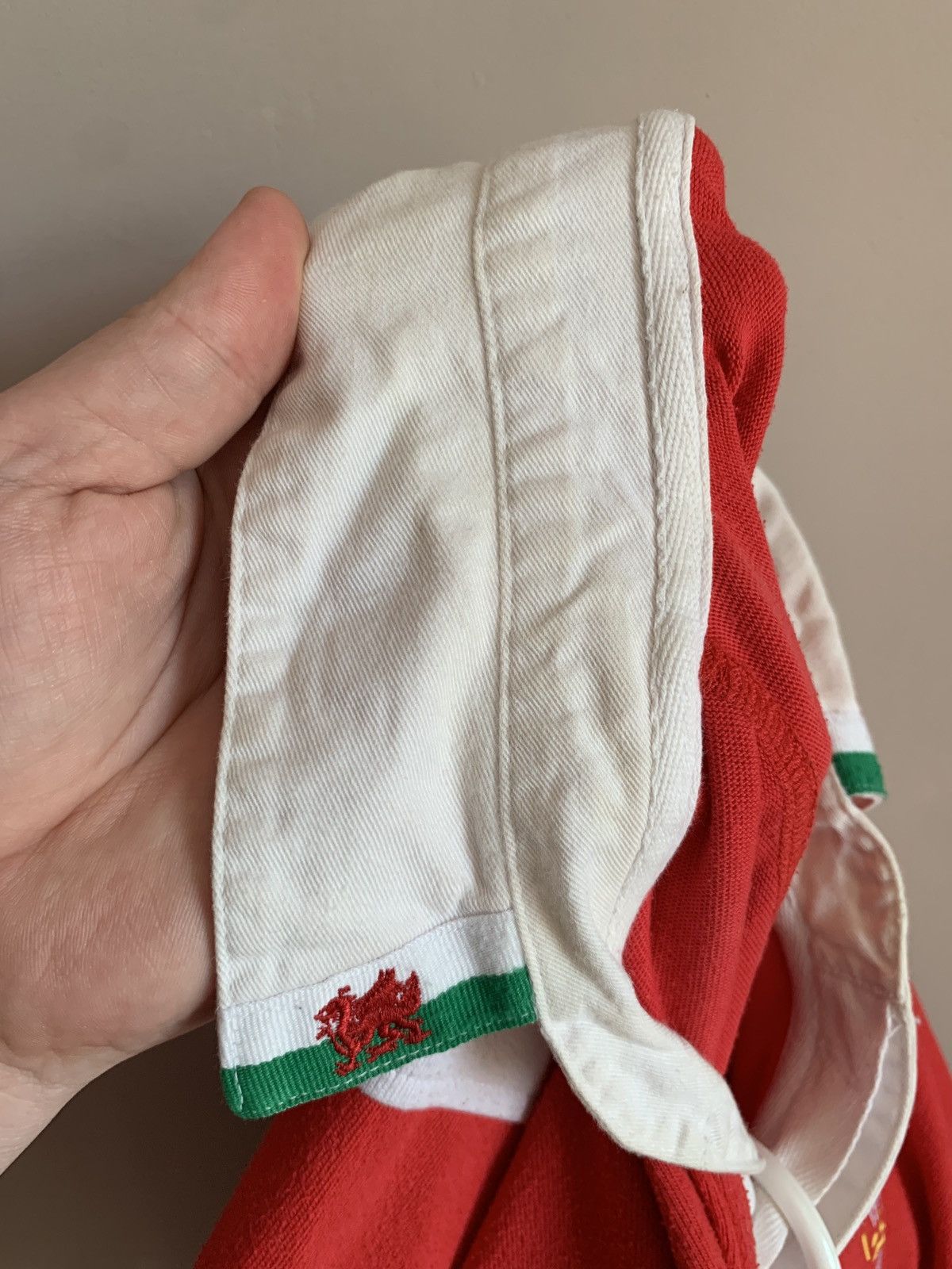 Reebok Wales 2003 Vintage Rugby Union Shirt Reebok Jersey Size L Size US L / EU 52-54 / 3 - 14 Thumbnail