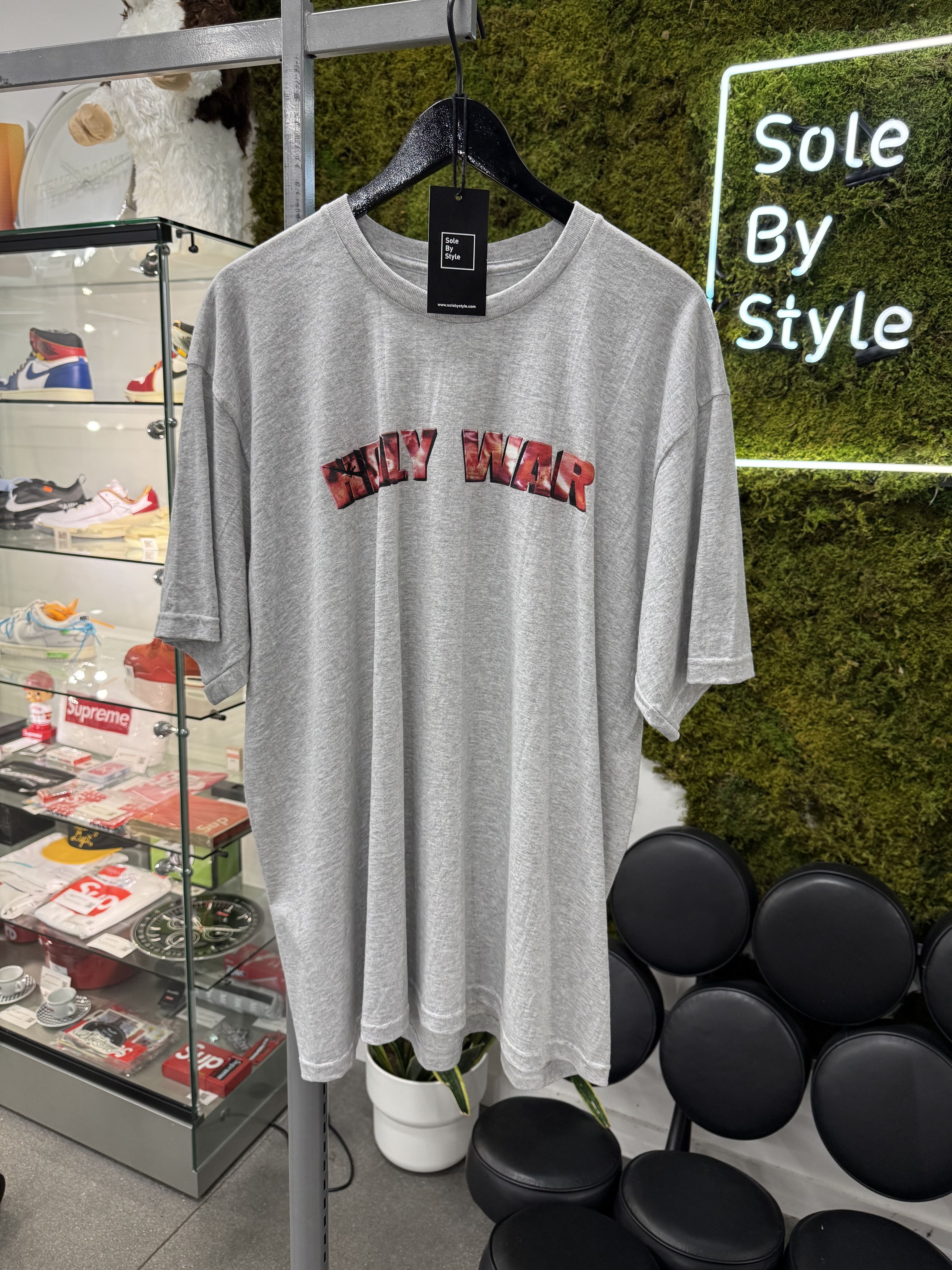 Tシャツ・カットソー Supreme Holy War T-Shirt Black Holy War Tee – Supreme