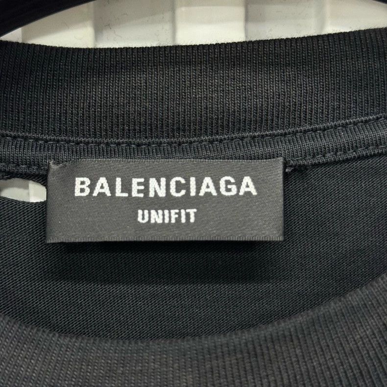 Balenciaga Balenciaga Distressed Short Sleeve TShirt XS-2505 Size US XS / EU 42 / 0 - 4 Thumbnail