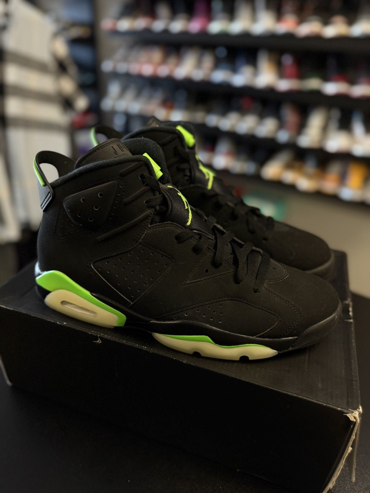 Jordan Brand × Nike Jordan 6 Electric Green Size 11.5 Clean Condition 🧼 Size US 11.5 / EU 44-45 - 8 Thumbnail