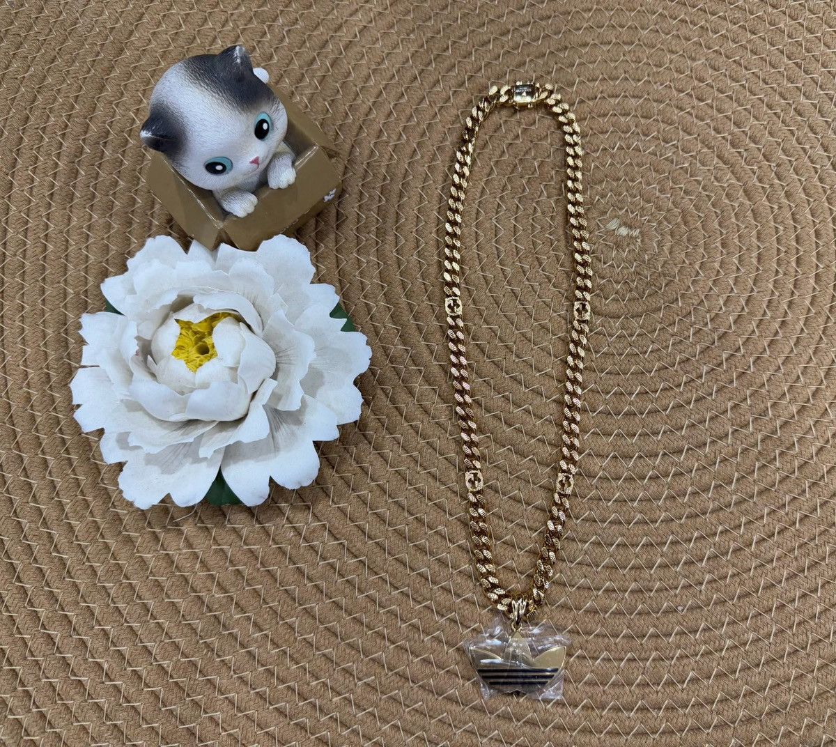 Gucci Enamel Gourmette Trefoil Small Pendant Necklace Size ONE SIZE - 5 Thumbnail