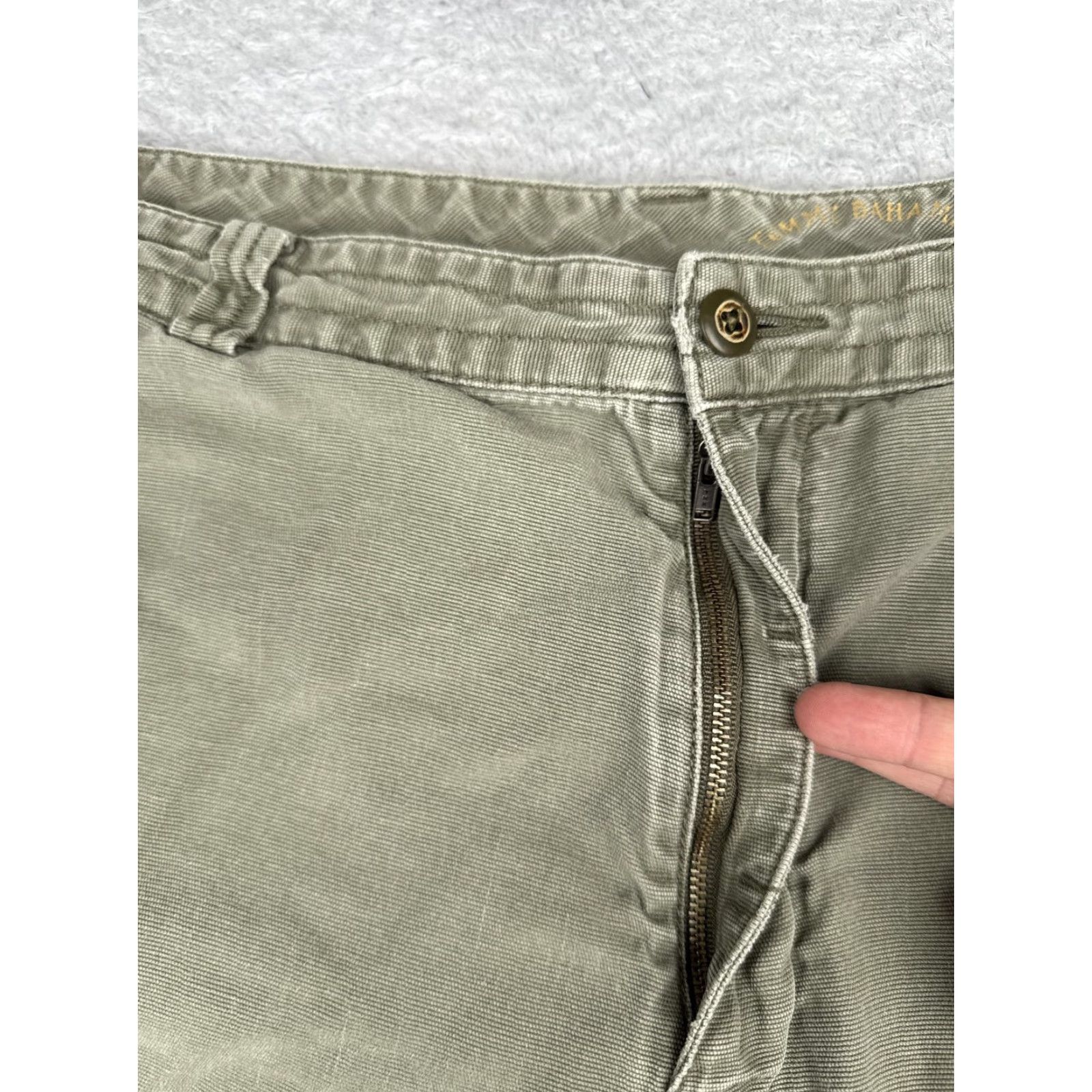 Tommy Bahama Tommy Bahama Shorts Mens 44 Olive Green Cargo Cotton Casual Relax Pockets Size US 44 / EU 60 - 6 Thumbnail