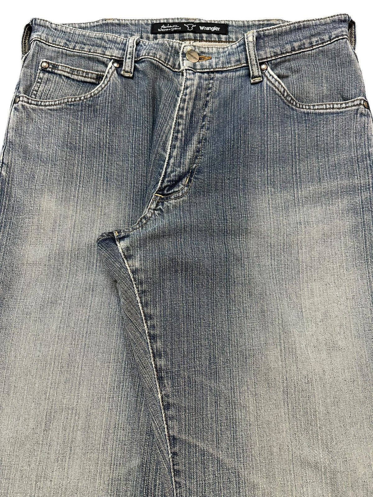 Wrangler Vintage Wrangler Faded Wash Jeans Size US 31 - 4 Thumbnail