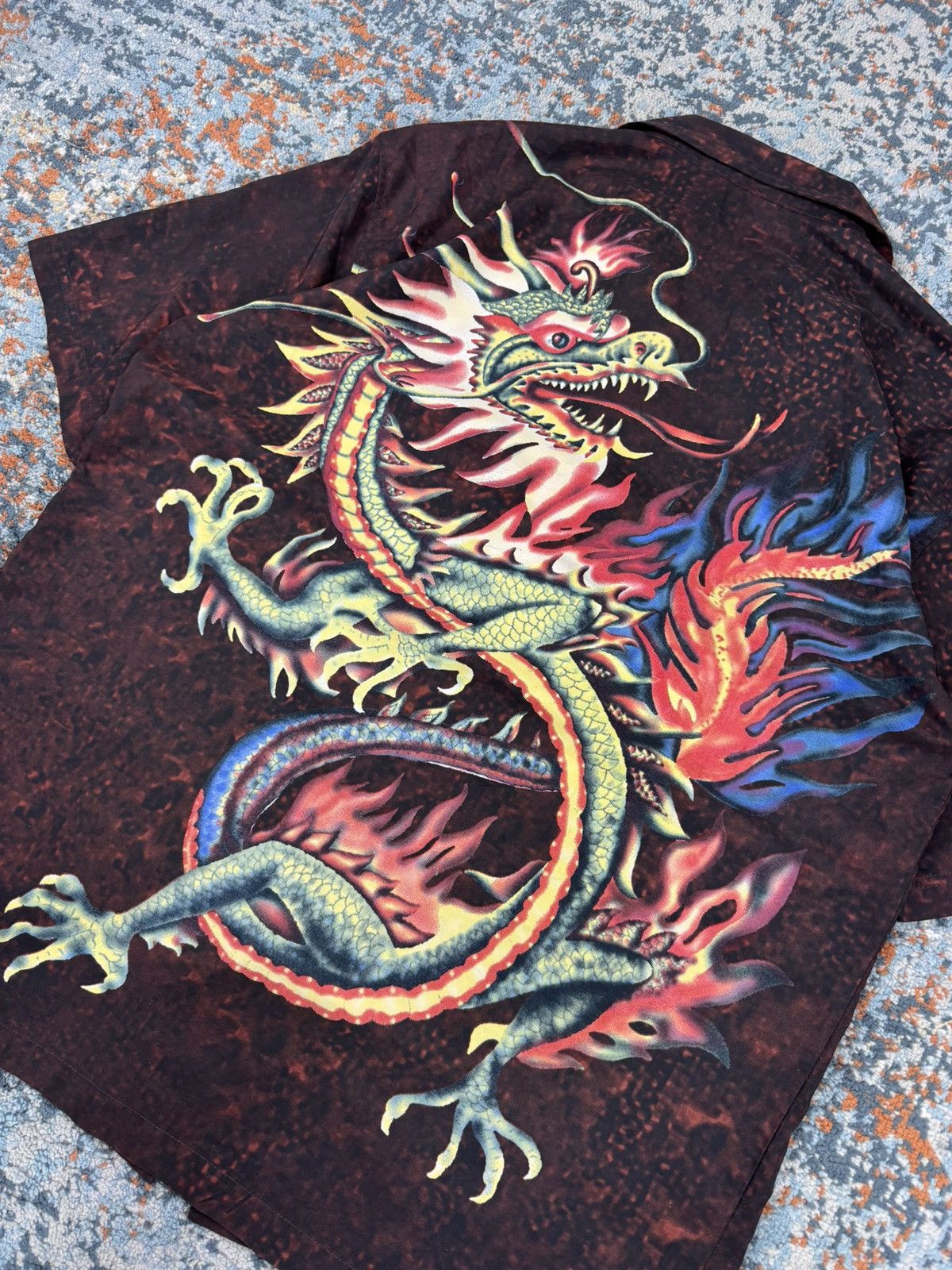 Vintage Vintage 90s Dragon graphic all over print short sleeve shirt Size US XL / EU 56 / 4 - 6 Thumbnail