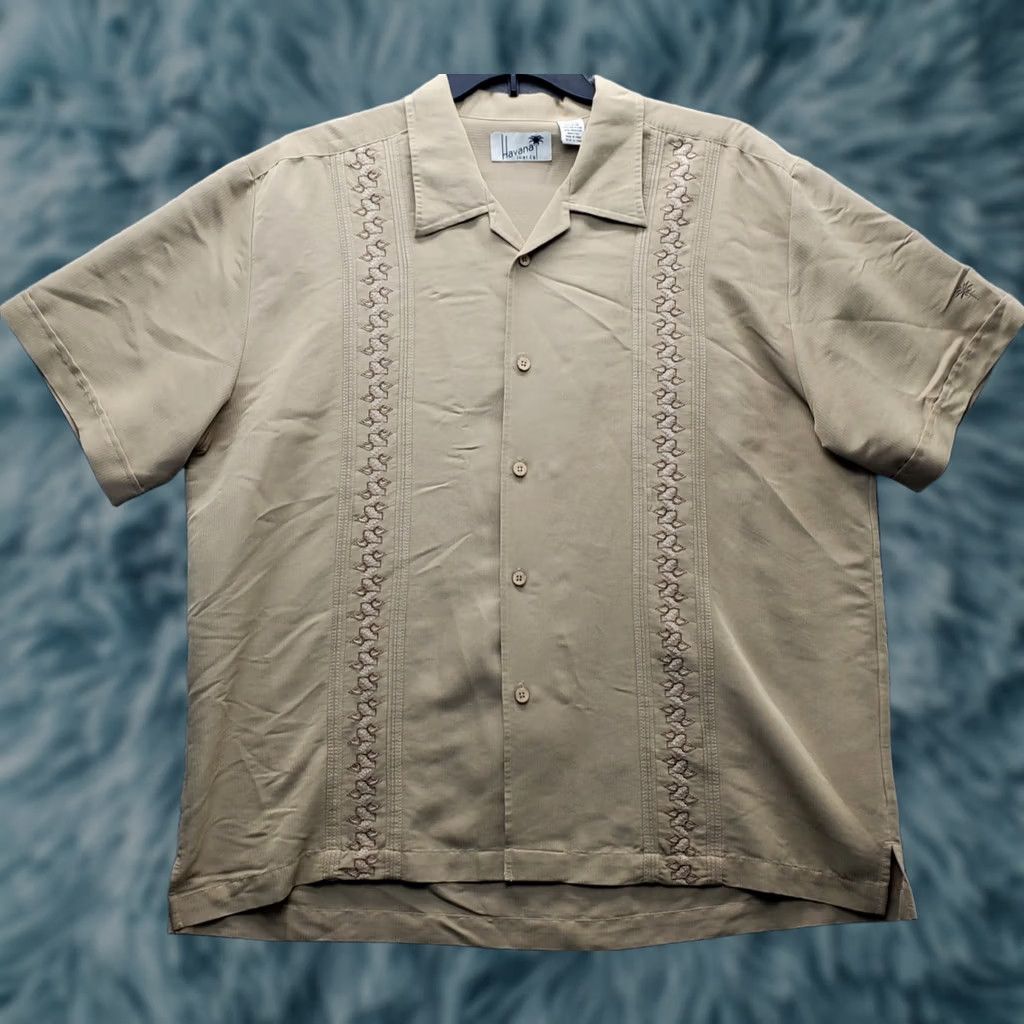 Vintage Havana Button-Up Shirt Mens XL Brown Rayon Short Sleeve Embroidered Side Slit Size US XL / EU 56 / 4 - 1 Thumbnail
