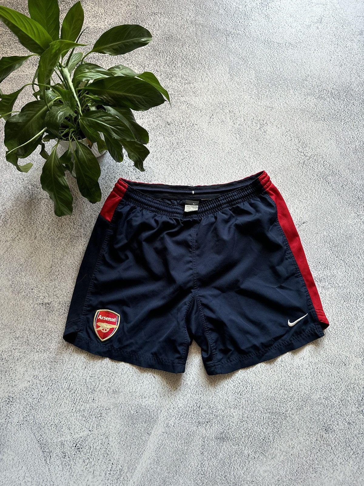 Nike × Vintage Vintage Nike Arsenal Soccer Football Shorts 90s men’s jersey Size US 32 / EU 48 - 1 Thumbnail
