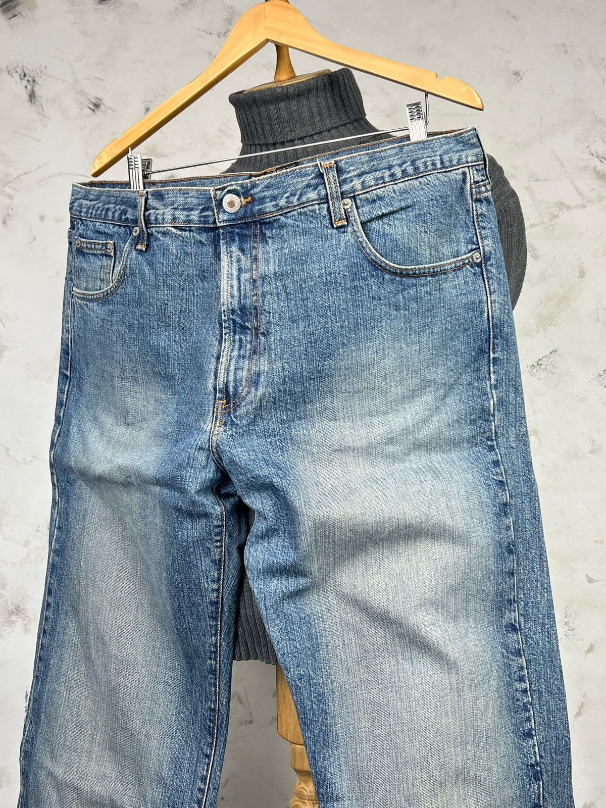 Dolce & Gabbana Vintage Dolce & Gabbana Basic Jeans Size 40 - 32 Size US 40 / EU 56 - 6 Thumbnail