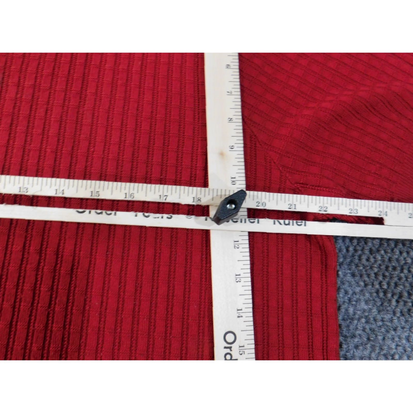 Vintage Alfred Dunner Sweater 2X Red Pullover Casual Short Sleeve Crew Neck Cap Sleeve Acrylic Knit with Shoulder Pads Women Size XXL / US 16-18 / IT 52-54 - 4 Thumbnail