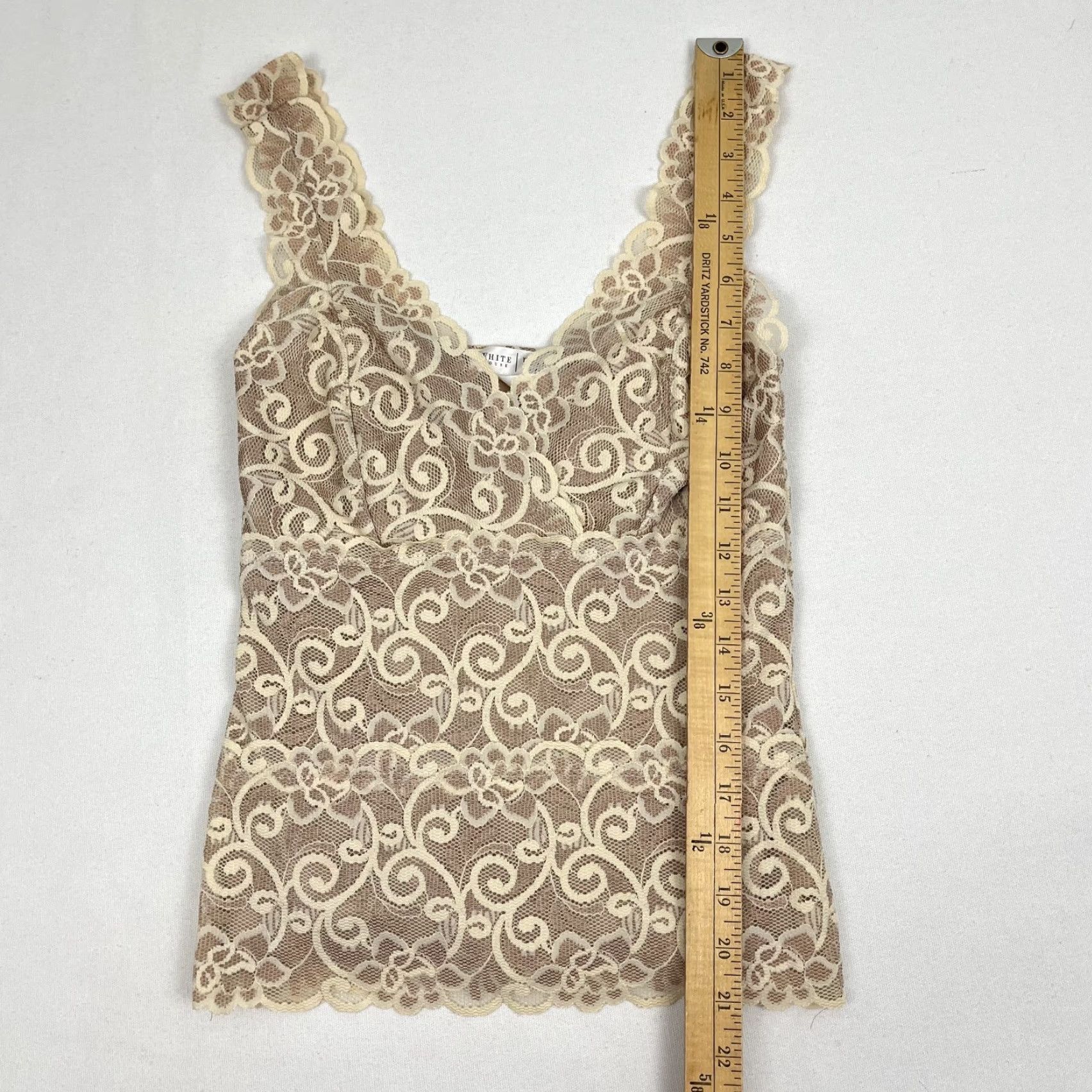White House Black Market White House Black Market Tank Womens XS Lace Camisole Beige Floral Blouse Womens Size XS / US 0-2 / IT 36-38 - 3 Thumbnail
