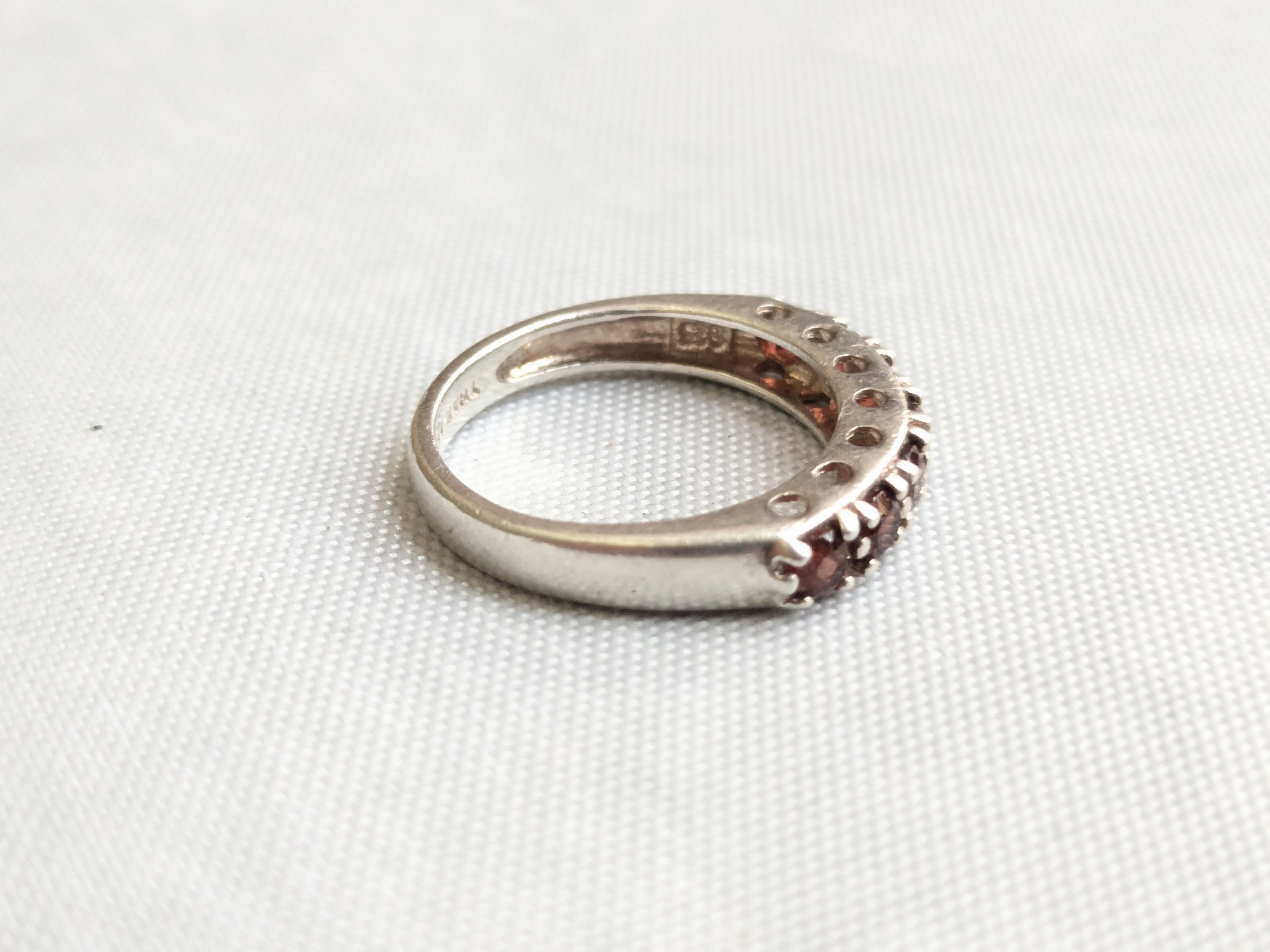 Jewelry Vintage Sterling Silver Ring Blue Garnet 6 Size ONE SIZE - 7 Thumbnail