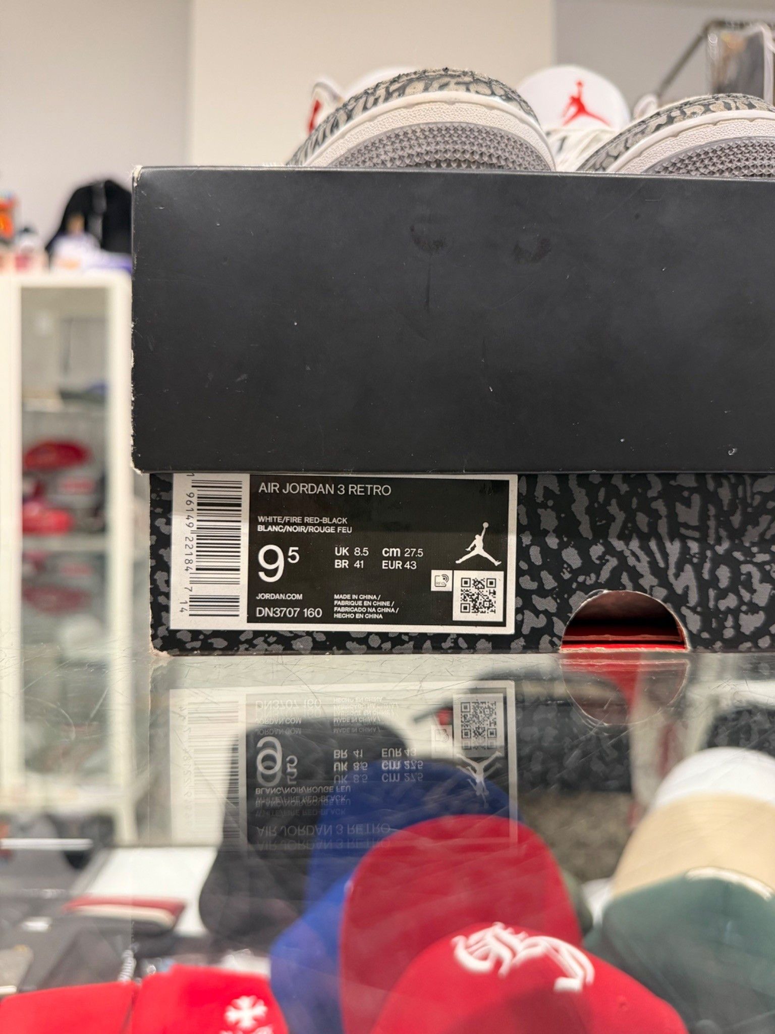 Jordan Brand Jordan 3 Fire Red (2022) Size US 9.5 / EU 42-43 - 7 Thumbnail