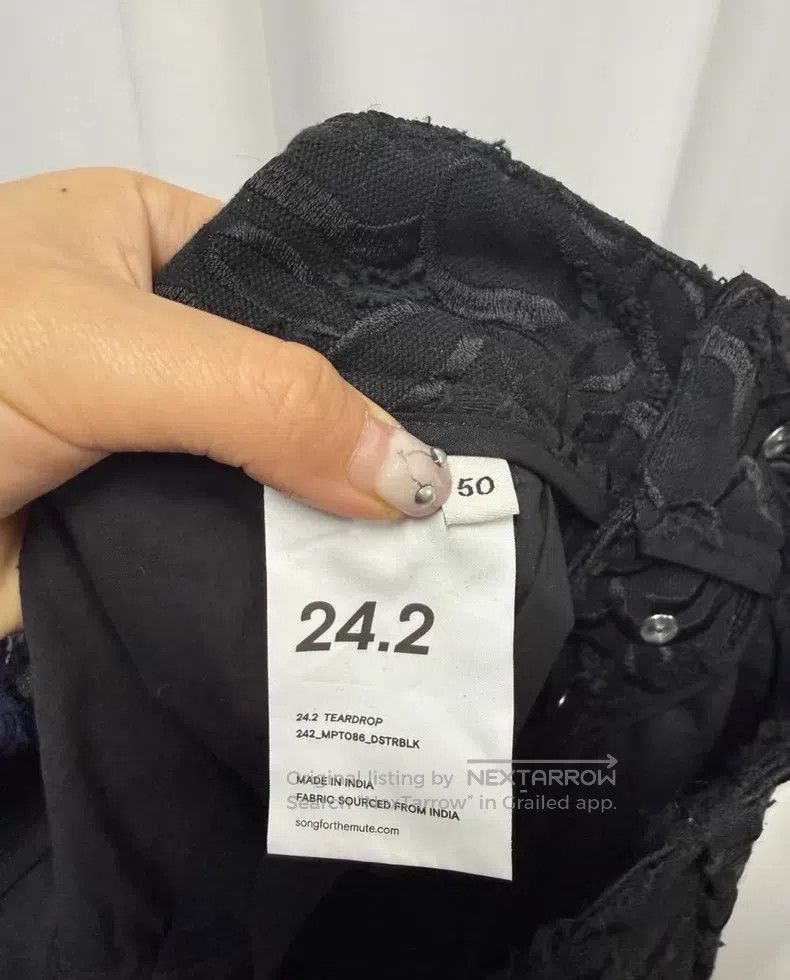 Song For The Mute Song For The Mute Black Embroidered Floral Trousers Size US 34 / EU 50 - 4 Thumbnail