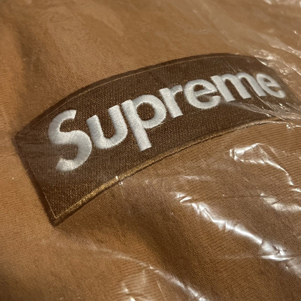 Supreme Supreme Mustard Box logo hoodie xl 2021 Size US XL / EU 56 / 4 - 3 Thumbnail