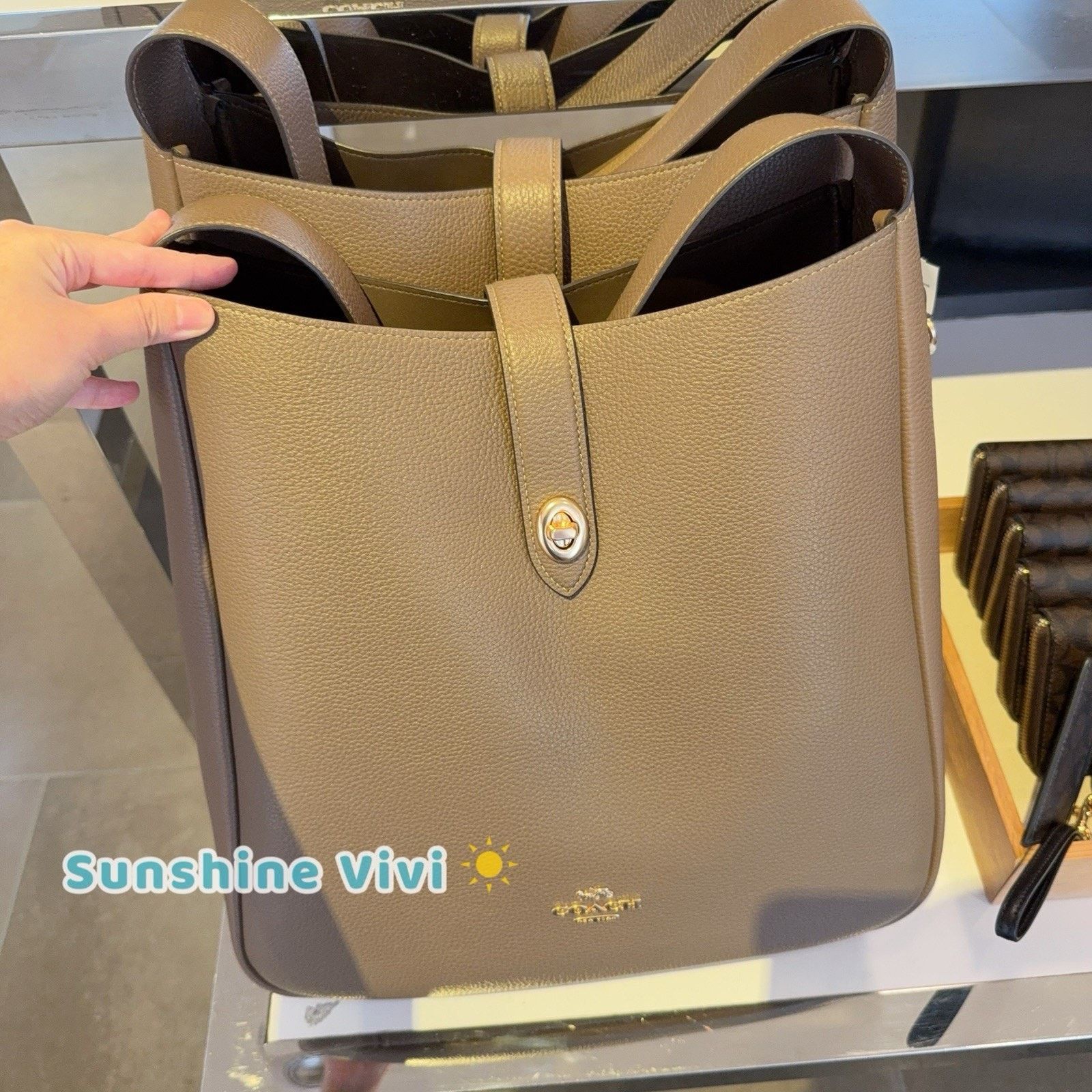 Coach NWT COACH Hadley Large Shoulder Bag CCD65 Gold/Dark Stone Size ONE SIZE - 1 Thumbnail
