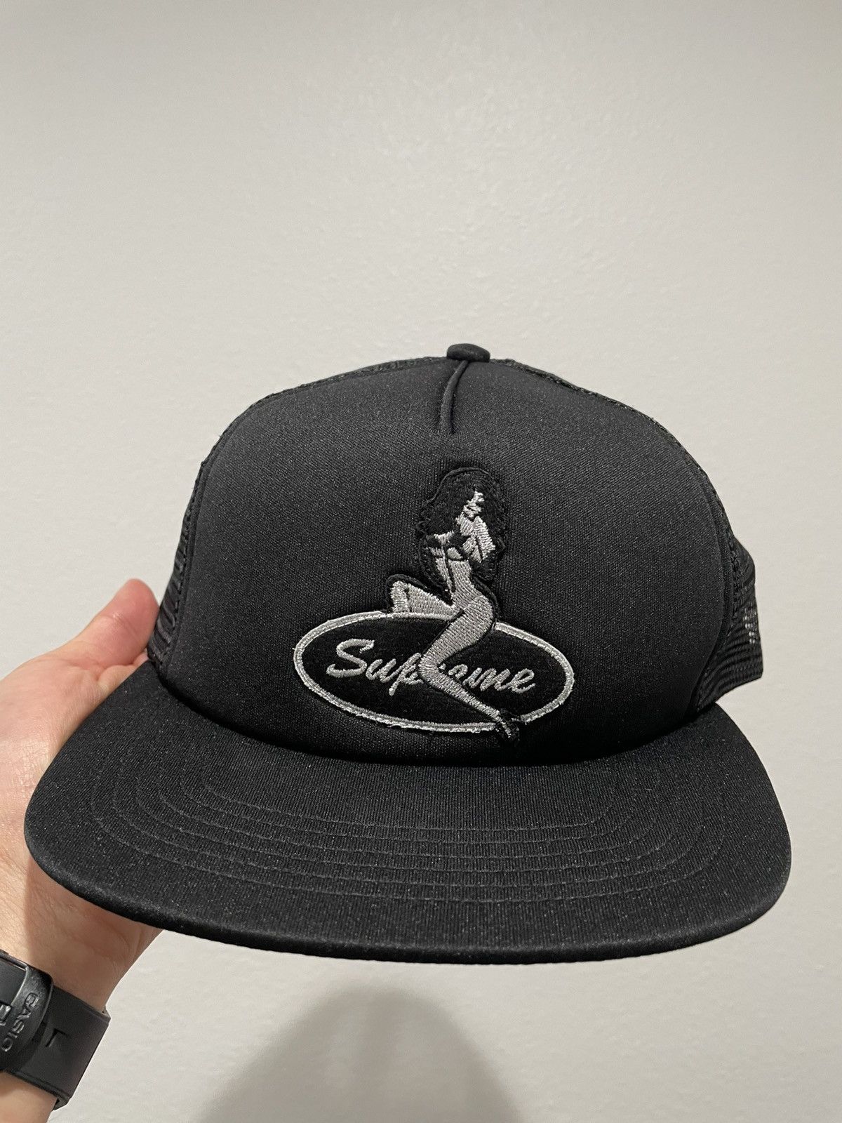 Supreme Supreme Pinup Mesh Back 6-Panel Size ONE SIZE - 1 Thumbnail