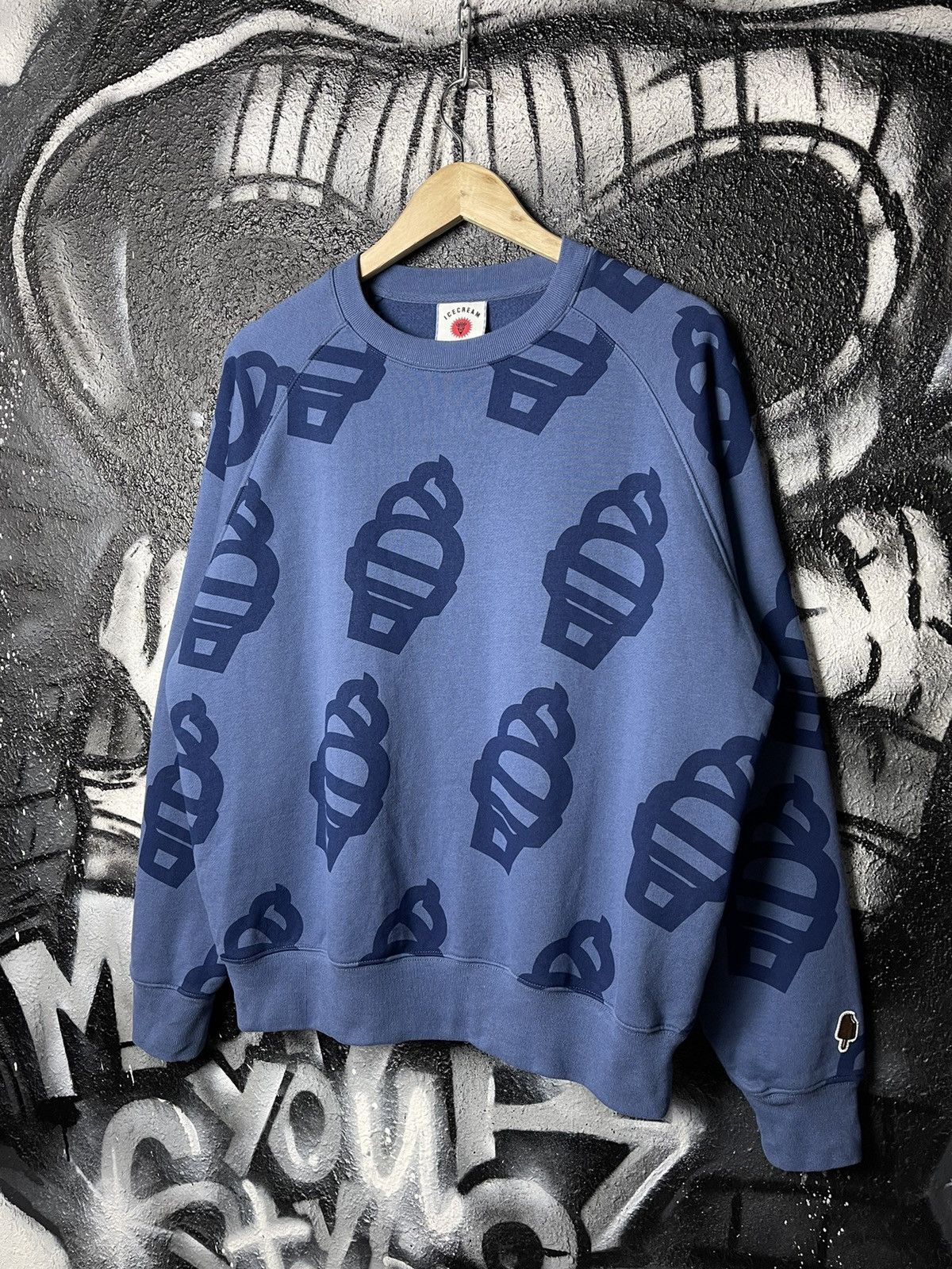 Icecream Icecream By BBC Soft Serve Crew Navy Sweatshirt Men’s Size M Size US M / EU 48-50 / 2 - 1 Thumbnail