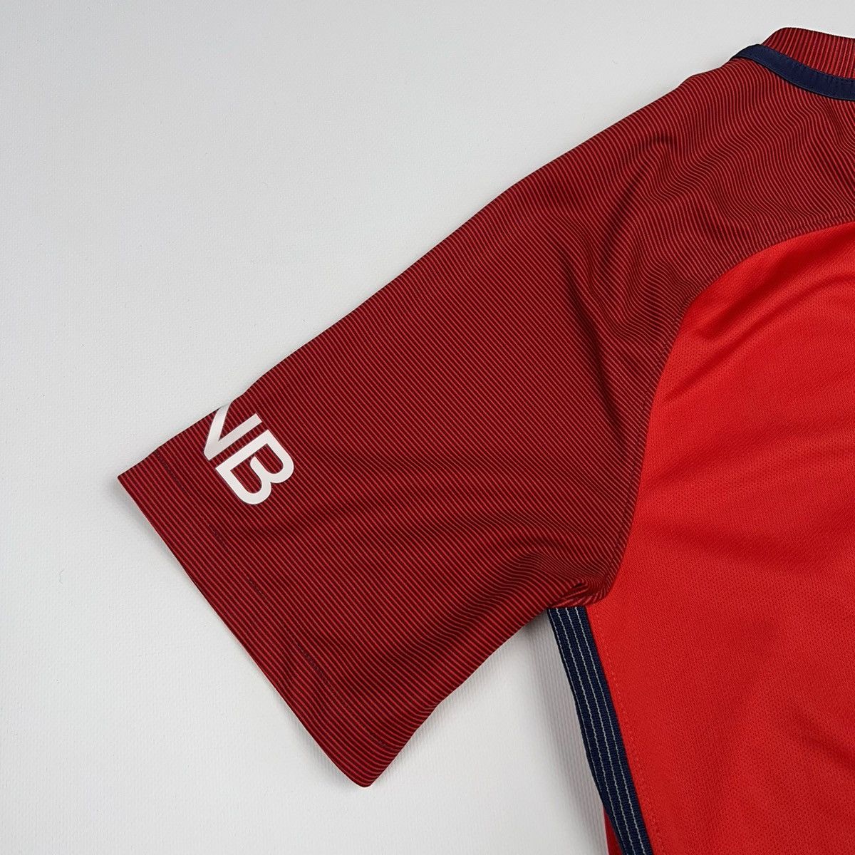 Nike Nike PSG 2016 Jersey Red Soccer Football Size US S / EU 44-46 / 1 - 13 Thumbnail