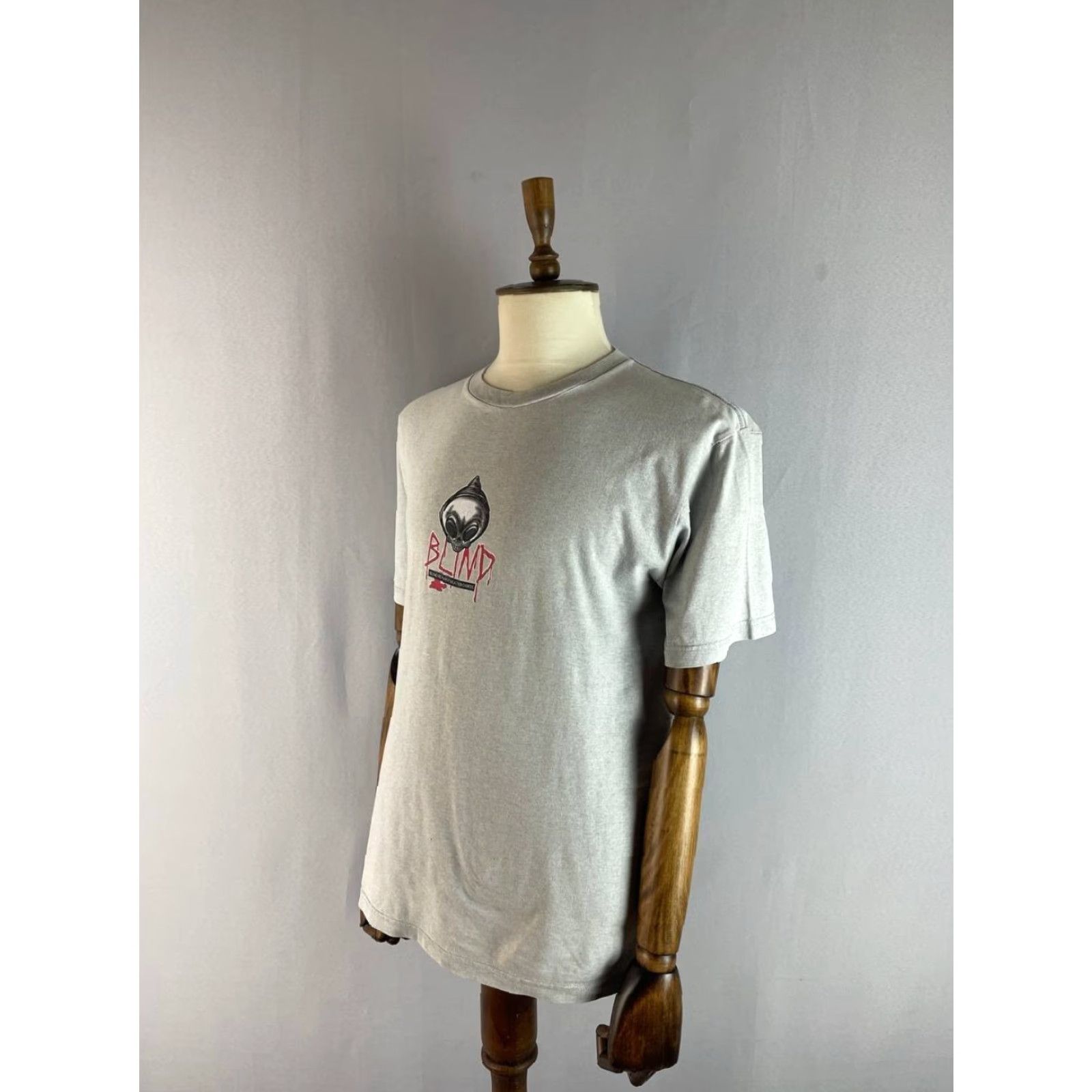 Blind Skateboards Blind Skateboards Mens T-Shirt M Gray Cotton Crew Neck Short Sleeve Shirt Mens M Gray Size US M / EU 48-50 / 2 - 2 Thumbnail