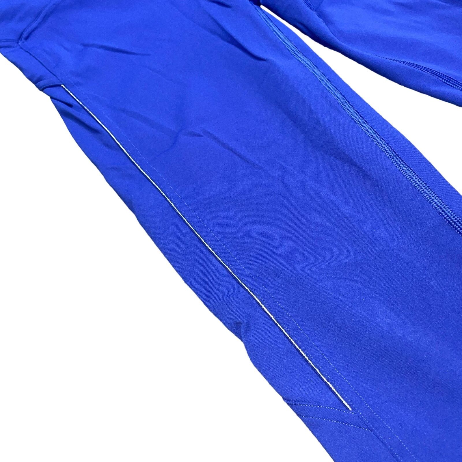 Lululemon NWOT Lululemon Leggings Size 28" / US 6 / IT 42 - 8 Thumbnail