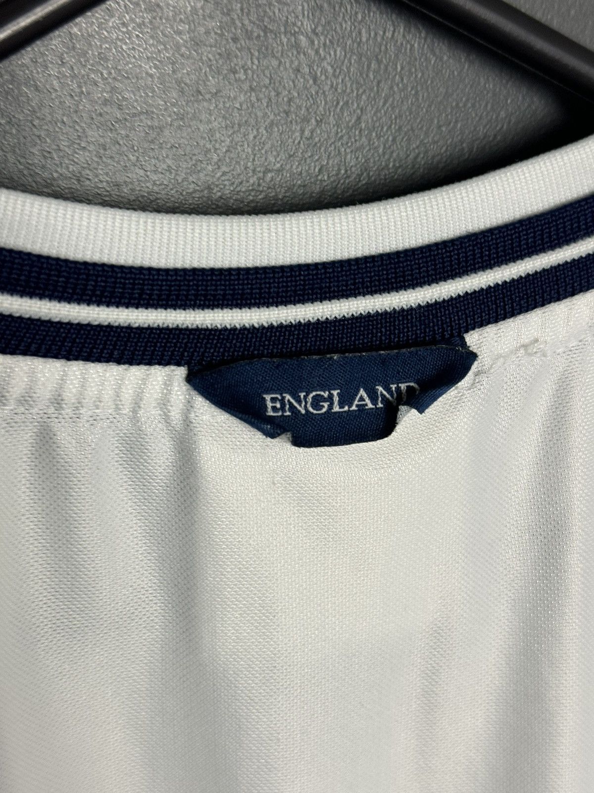 Umbro England National Team 99/01 Home Football Jersey T-Shirt Size US M / EU 48-50 / 2 - 4 Thumbnail