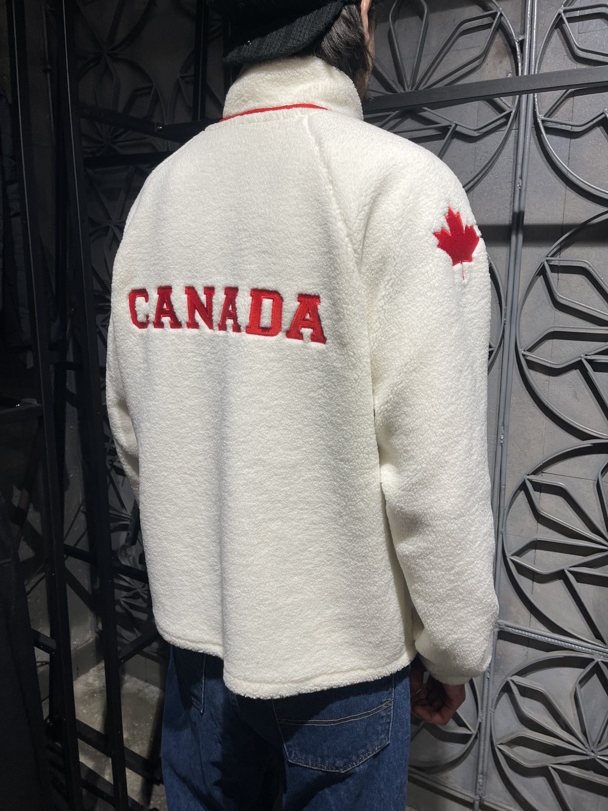 Other Heated Rivalry Maple Leaf Sherpa Jacket – Sewing Brothers Size US M / EU 48-50 / 2 - 1 Thumbnail