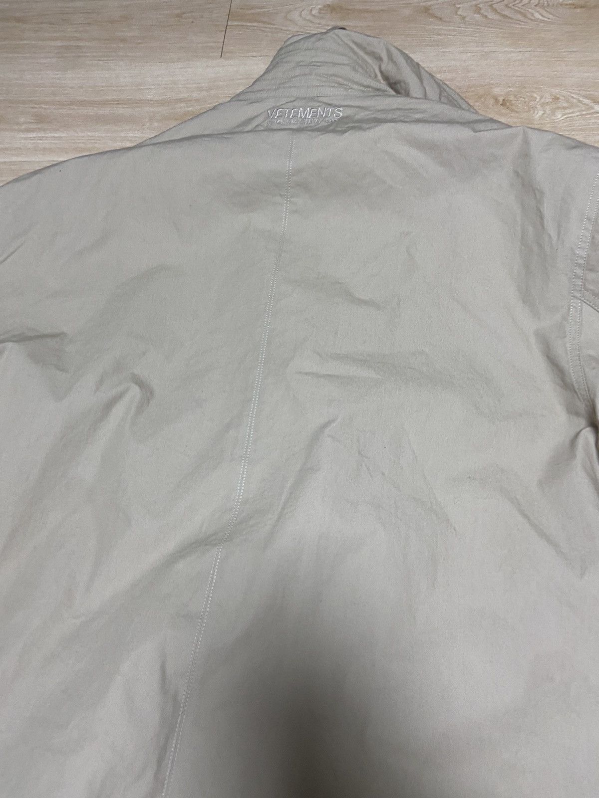 Vetements L Vetements incognito Oversized trench coat jacket Size US L / EU 52-54 / 3 - 9 Thumbnail