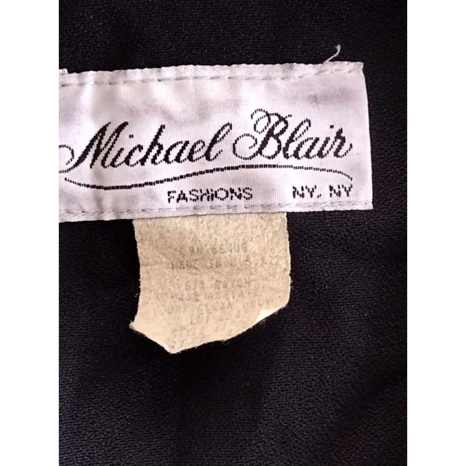 Blair VINTAGE Michael Blair Blouse Short Sleeve Collared Button up Size 18 Black Blended Fabric Plus Size Women 80s Skinner Size XXL / US 16-18 / IT 52-54 - 6 Thumbnail
