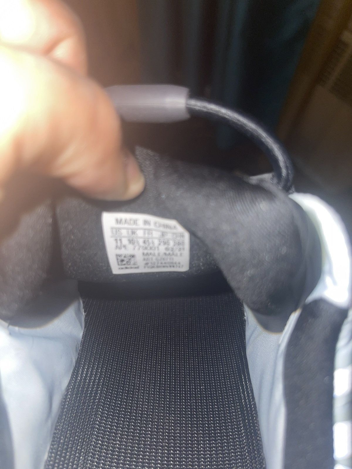 Yeezy Yeezy 700 mnvn blue tint Size US 11 / EU 44 - 7 Thumbnail