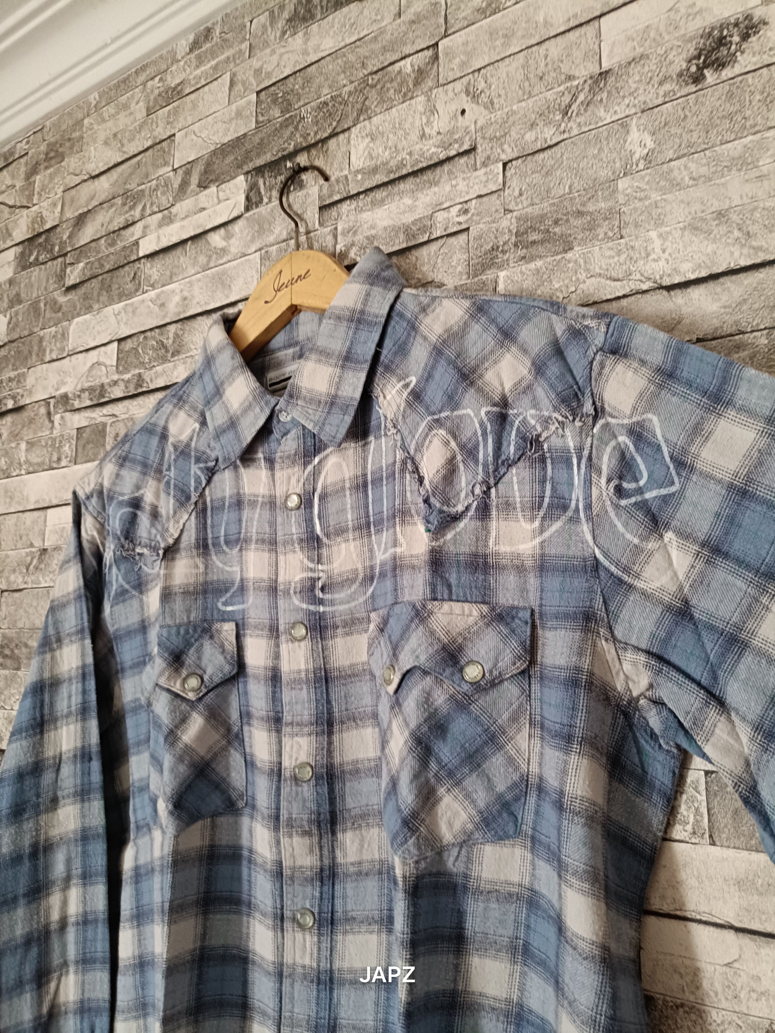 Body Glove Vintage body glove spell out print button shirt Size US L / EU 52-54 / 3 - 3 Thumbnail