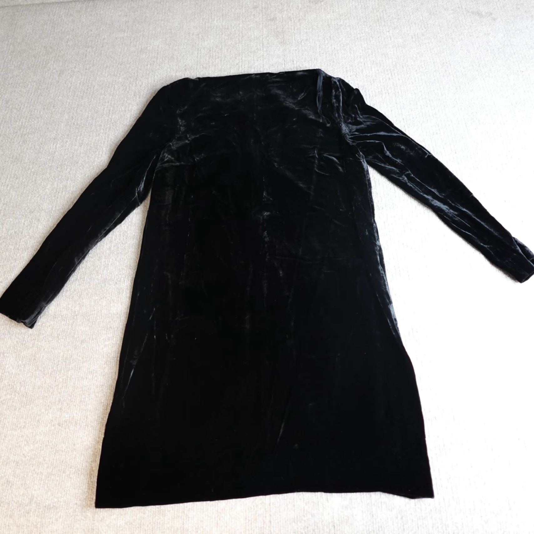 Cos COS Dress Womens 6 Black Velvet Long Sleeve Pockets Sheath Rayon Silk Solid Size M / US 6-8 / IT 42-44 - 2 Thumbnail