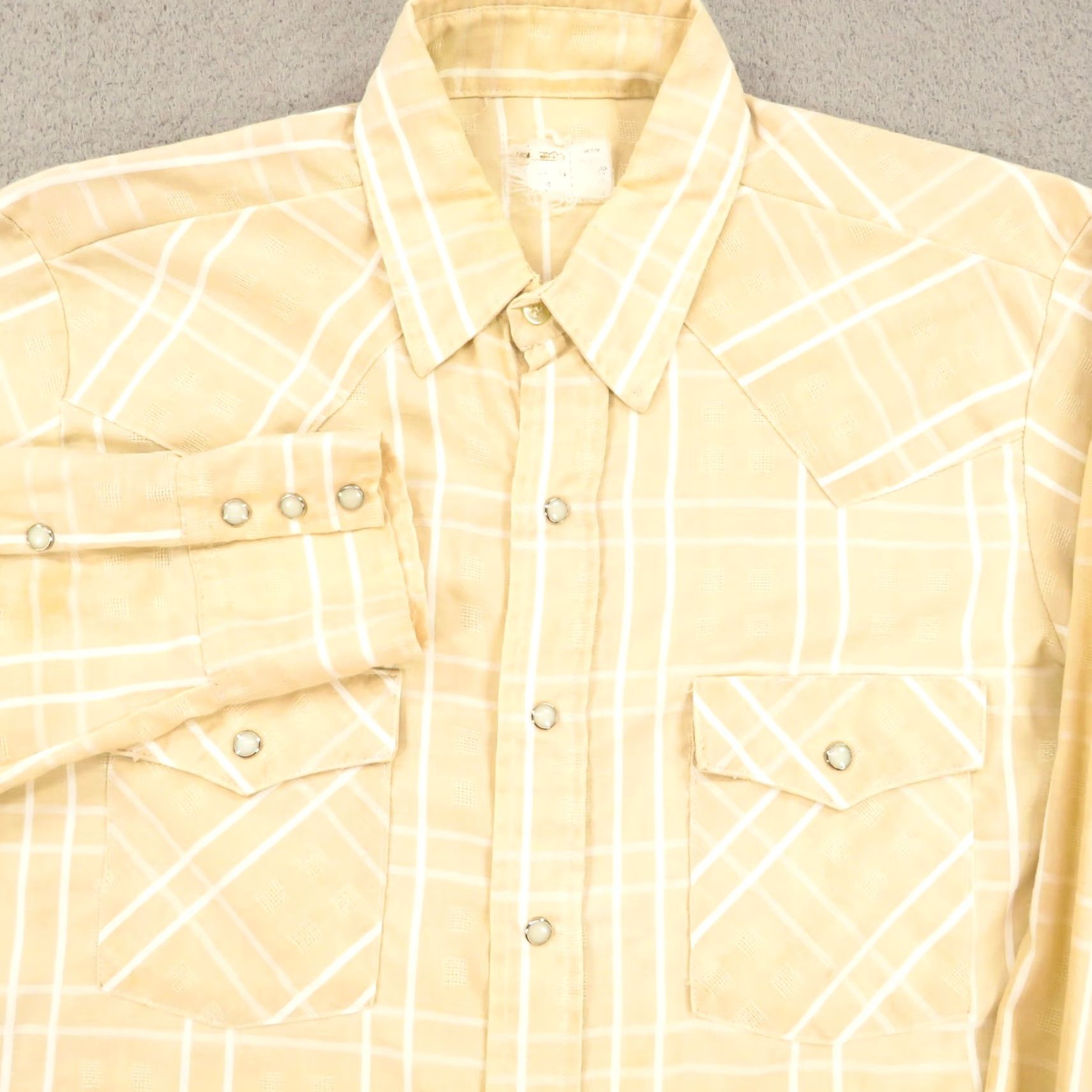 Vintage VINTAGE Key Western Pearl Snap Shirt Mens Large 15.5 Beige Plaid Check 70s USA Shirt Mens L Beige Plaid Western Cowboy Button-Up Snap Pocket Size US L / EU 52-54 / 3 - 2 Thumbnail