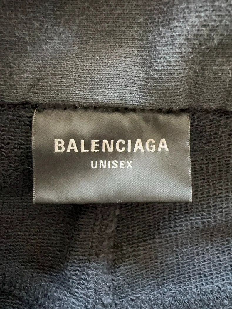 Balenciaga Balenciaga size M Baggy foggy washed denim pants Size US 26 / EU 42 - 4 Thumbnail