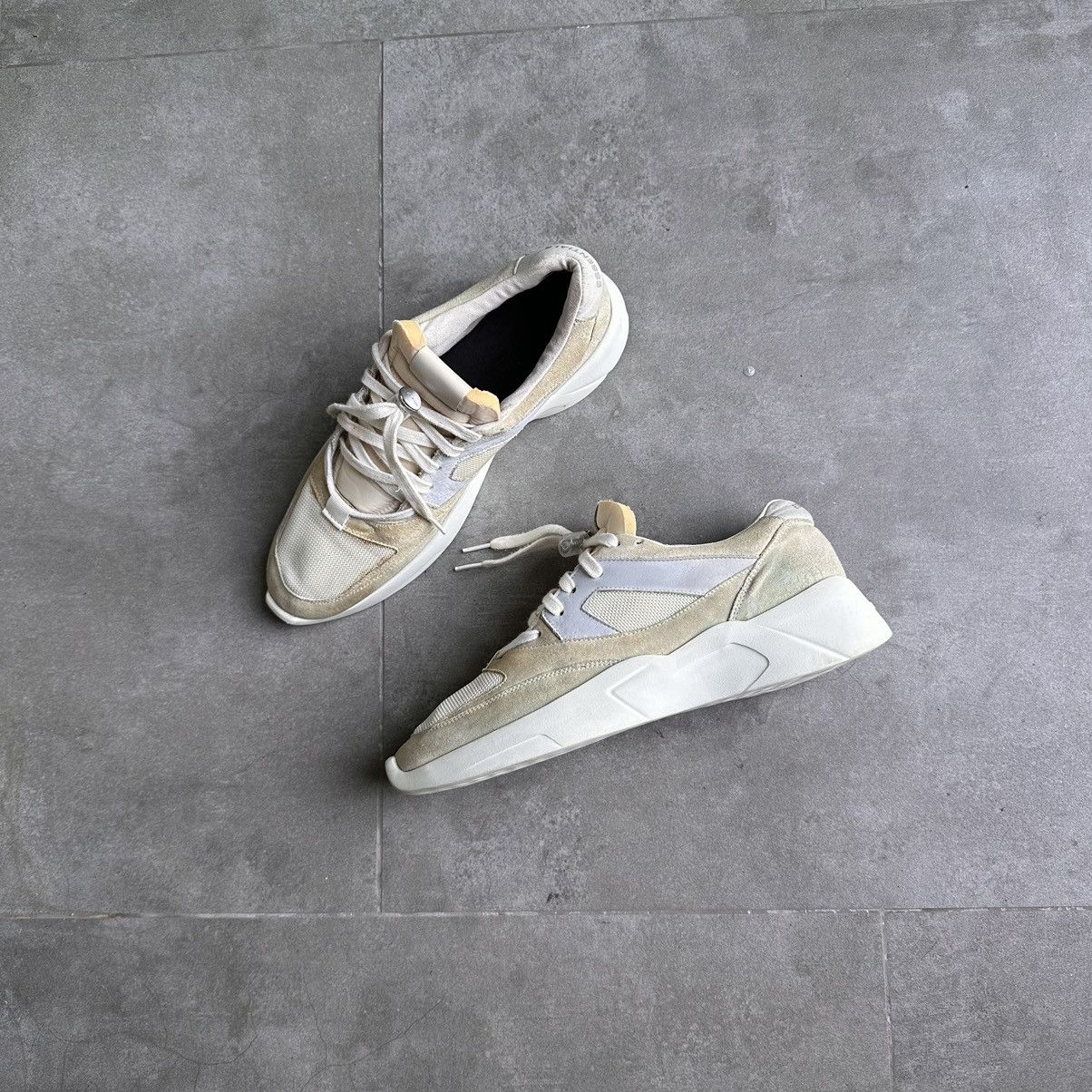 Essentials FEAR OF GOD ESSENTIALS Distance Runner Sneakers Beige/Grey Size US 9 / EU 42 - 5 Thumbnail