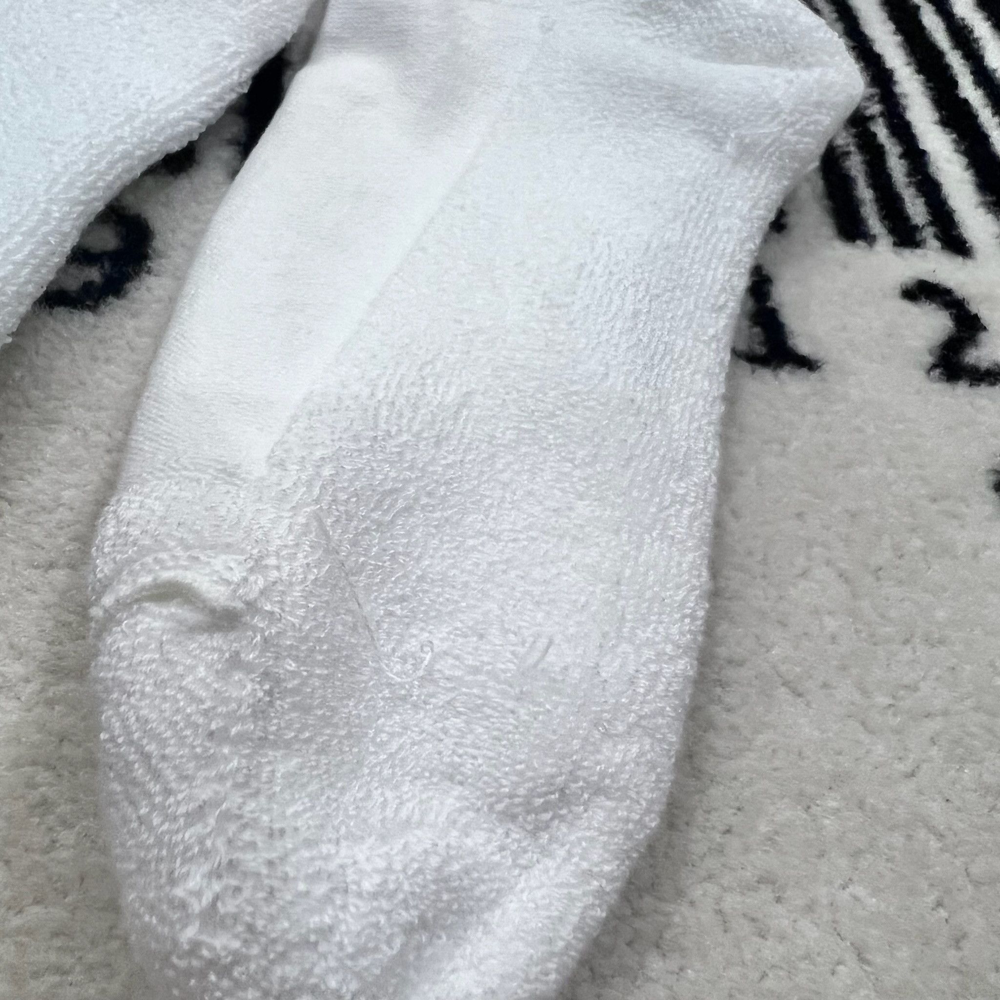 Gucci NEW Gucci Tiger Embroidered Logo Striped Socks Size ONE SIZE - 6 Thumbnail