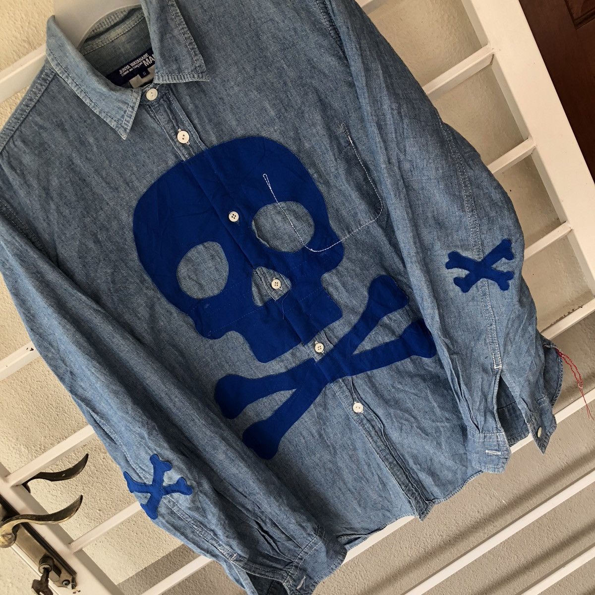 Comme des Garcons × Junya Watanabe Comme des Garçon long sleeve chambray shirt big skull logo Size US S / EU 44-46 / 1 - 8 Thumbnail