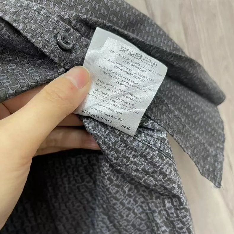 Gucci Gucci Size os Shirt 2503-Nextarrow Size US M / EU 48-50 / 2 - 7 Thumbnail