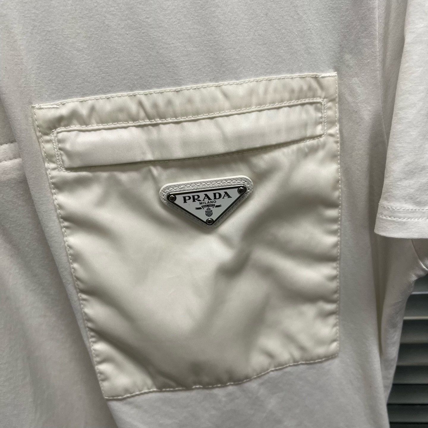 Prada Prada White Triangle Logo Pocket Polo Shirt Size US L / EU 52-54 / 3 - 4 Thumbnail