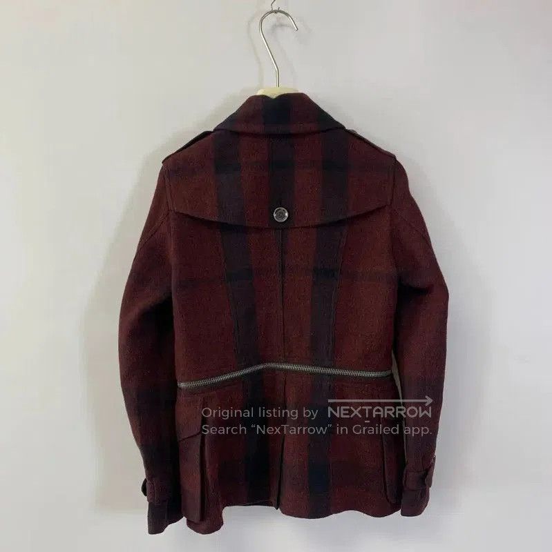 Louis Vuitton Burberry Red Wool Women's Trench Coat. Size XXS / US 00 / IT 34 - 2 Thumbnail