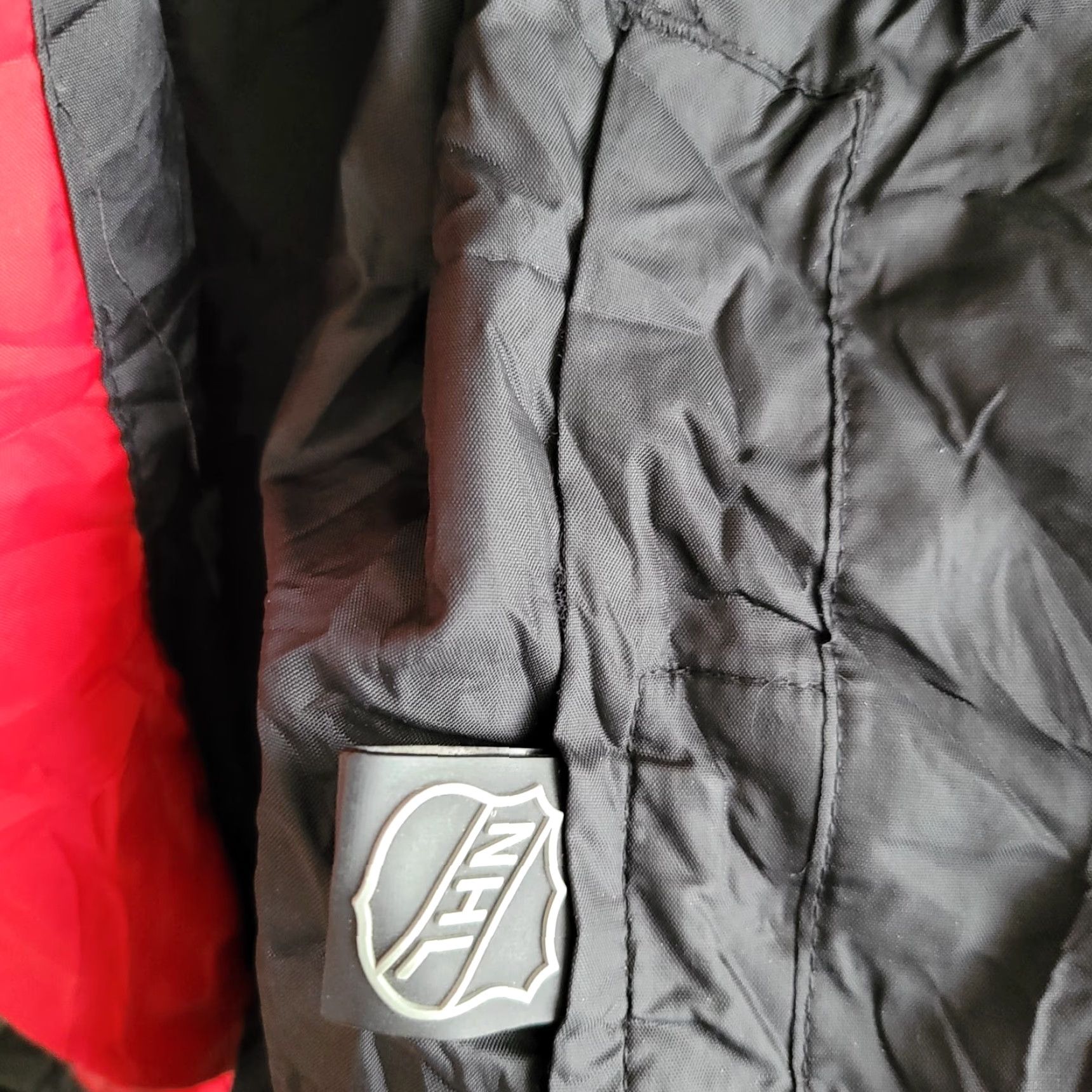 NHL Nike DETROID NHL Jacket - CCM Red Wings, Adult L, Black, Nylon Puffer Jacket (Wing Collar) - Jerseys & Outerwear Size US L / EU 52-54 / 3 - 4 Thumbnail