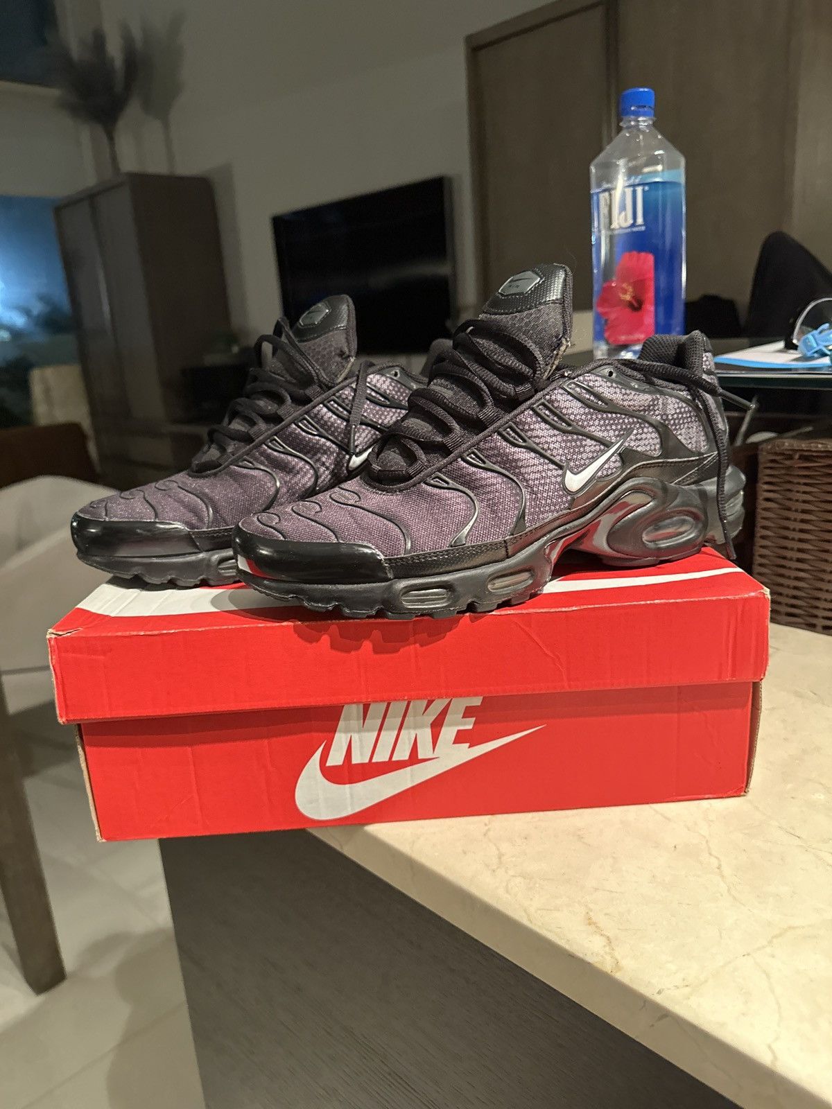 image of Nike Air Max Tn Plus Txt Shoes in Black White Grey, Men's (Size 10)