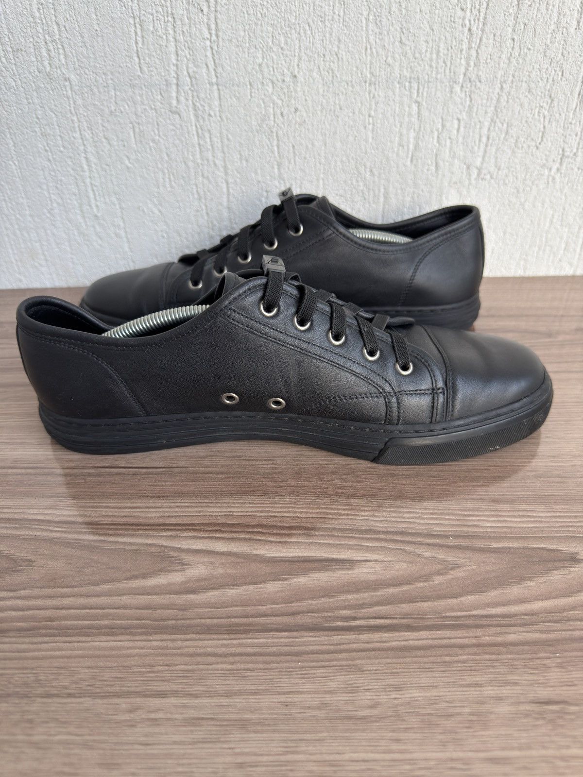 Gucci Lace up leather sneakers Size US 10 / EU 43 - 12 Thumbnail