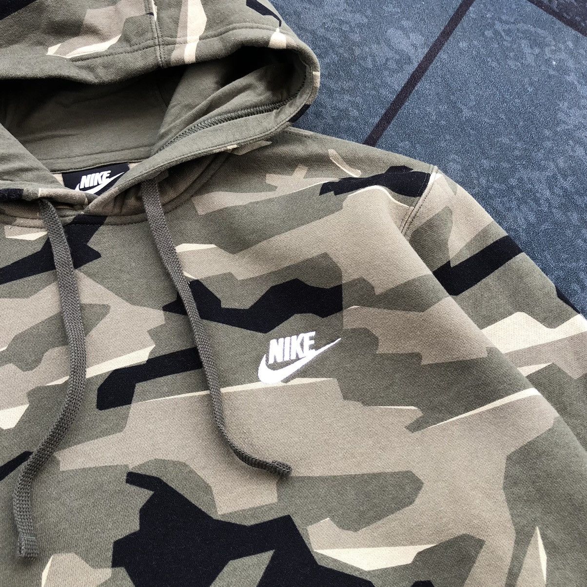 Nike Nike NSW Camo Hoodie Sweatshirts In Green Size US M / EU 48-50 / 2 - 3 Thumbnail