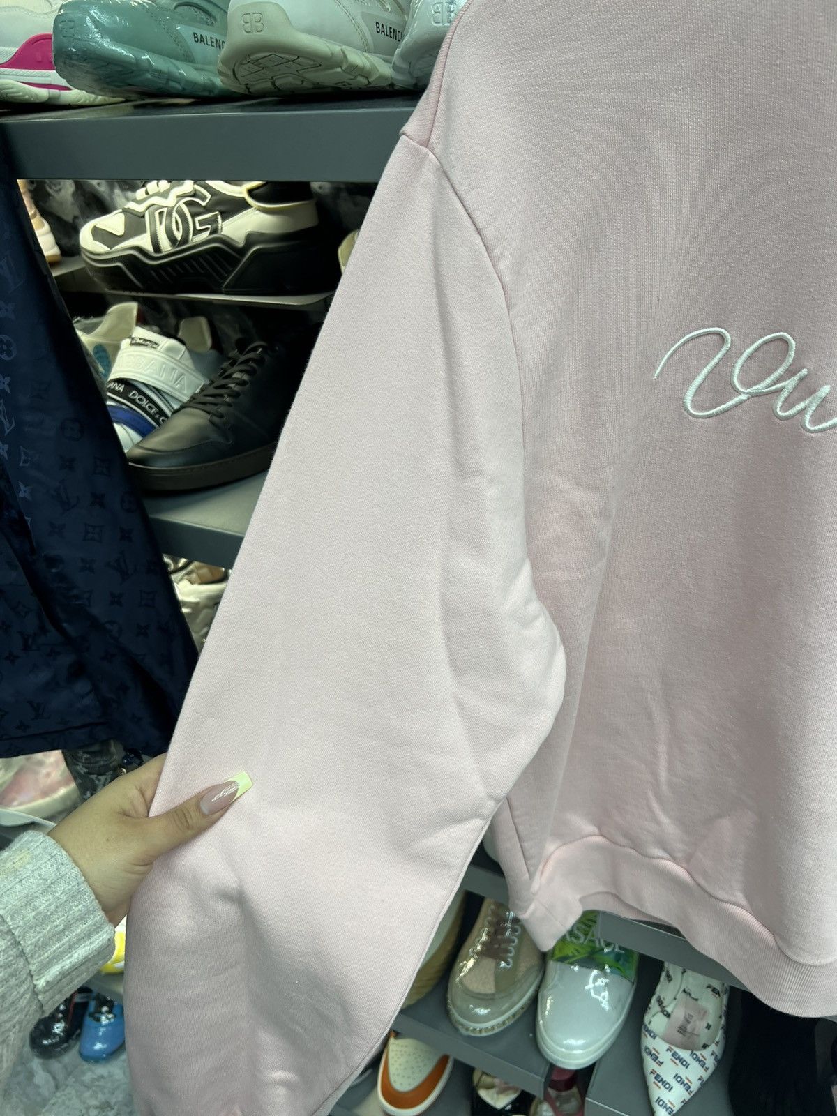 Louis Vuitton Louis Vuitton Pink Crewneck Size US M / EU 48-50 / 2 - 5 Thumbnail