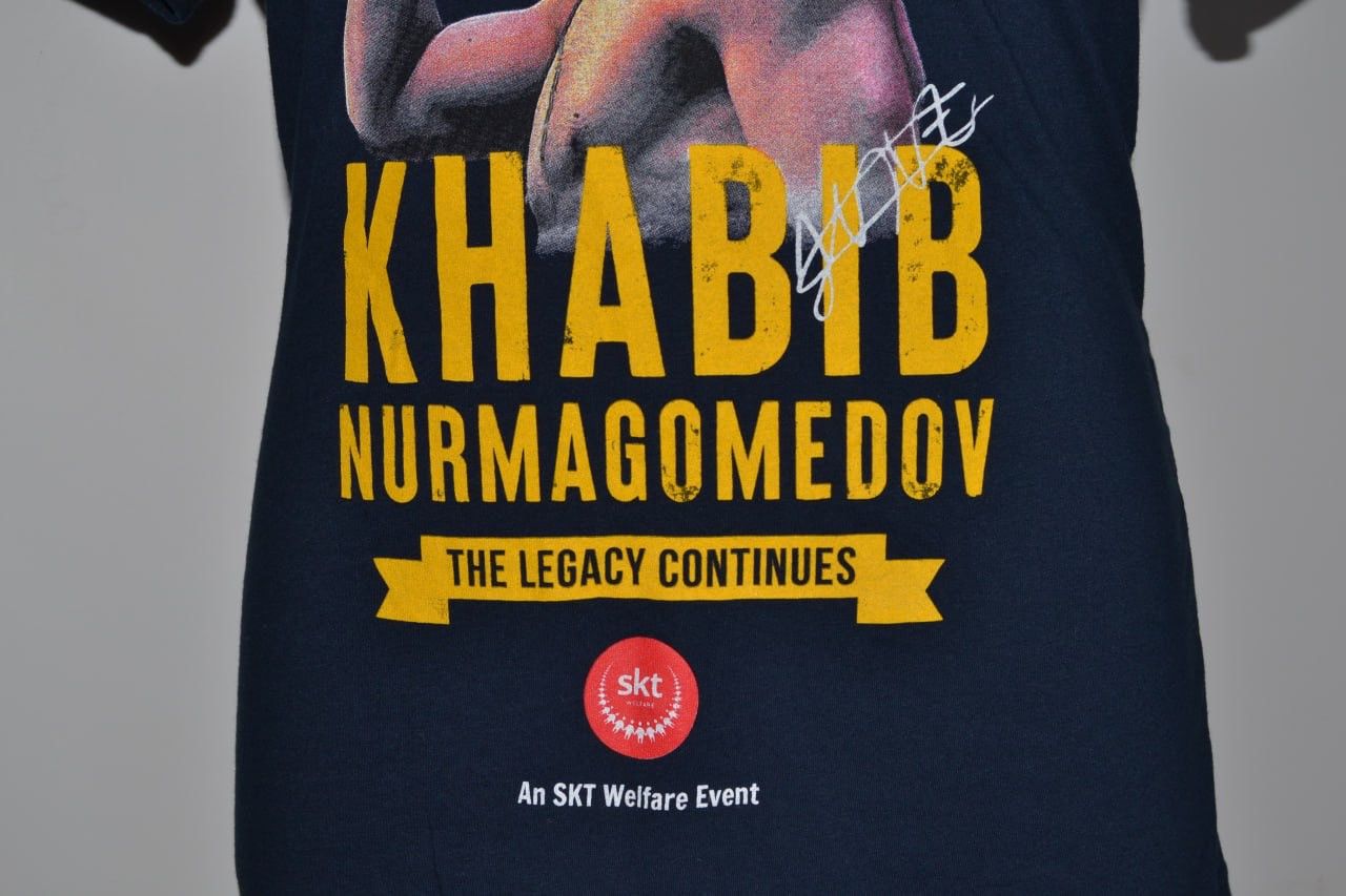 UFC Vintage Khabib Nurmagomedov UFC T Shirt Size US L / EU 52-54 / 3 - 2 Thumbnail