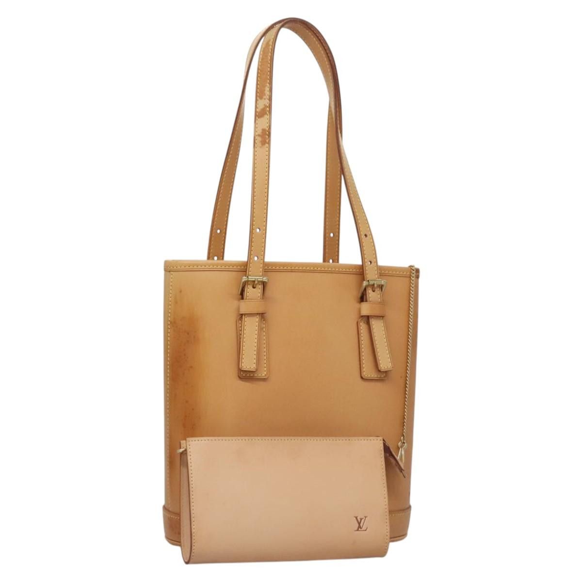 Louis Vuitton Bucket Beige Leather Tote Bag (Pre-Owned) Size ONE SIZE - 1 Thumbnail