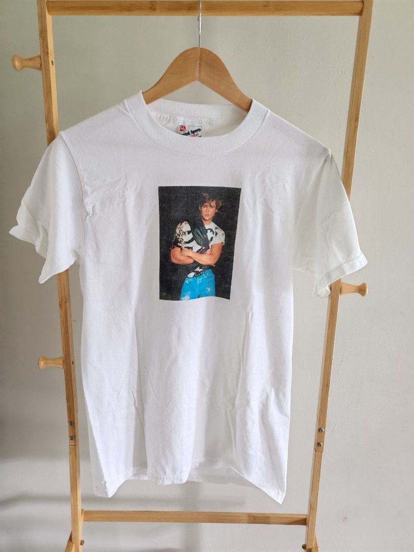 Designer Vintage Brad Pitt Photo Tee - United Sports Tag - Size S Size US S / EU 44-46 / 1 - 1 Thumbnail
