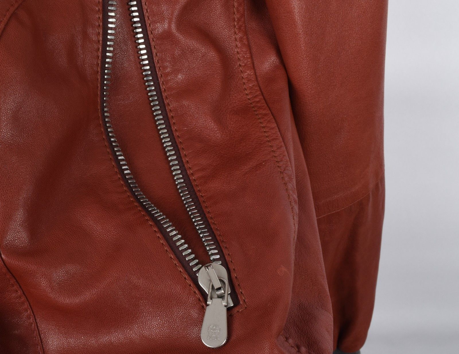 Brunello Cucinelli Brunello Cucinelli Men Jacket Leather Bomber Size L, S1891 Size US L / EU 52-54 / 3 - 14 Thumbnail