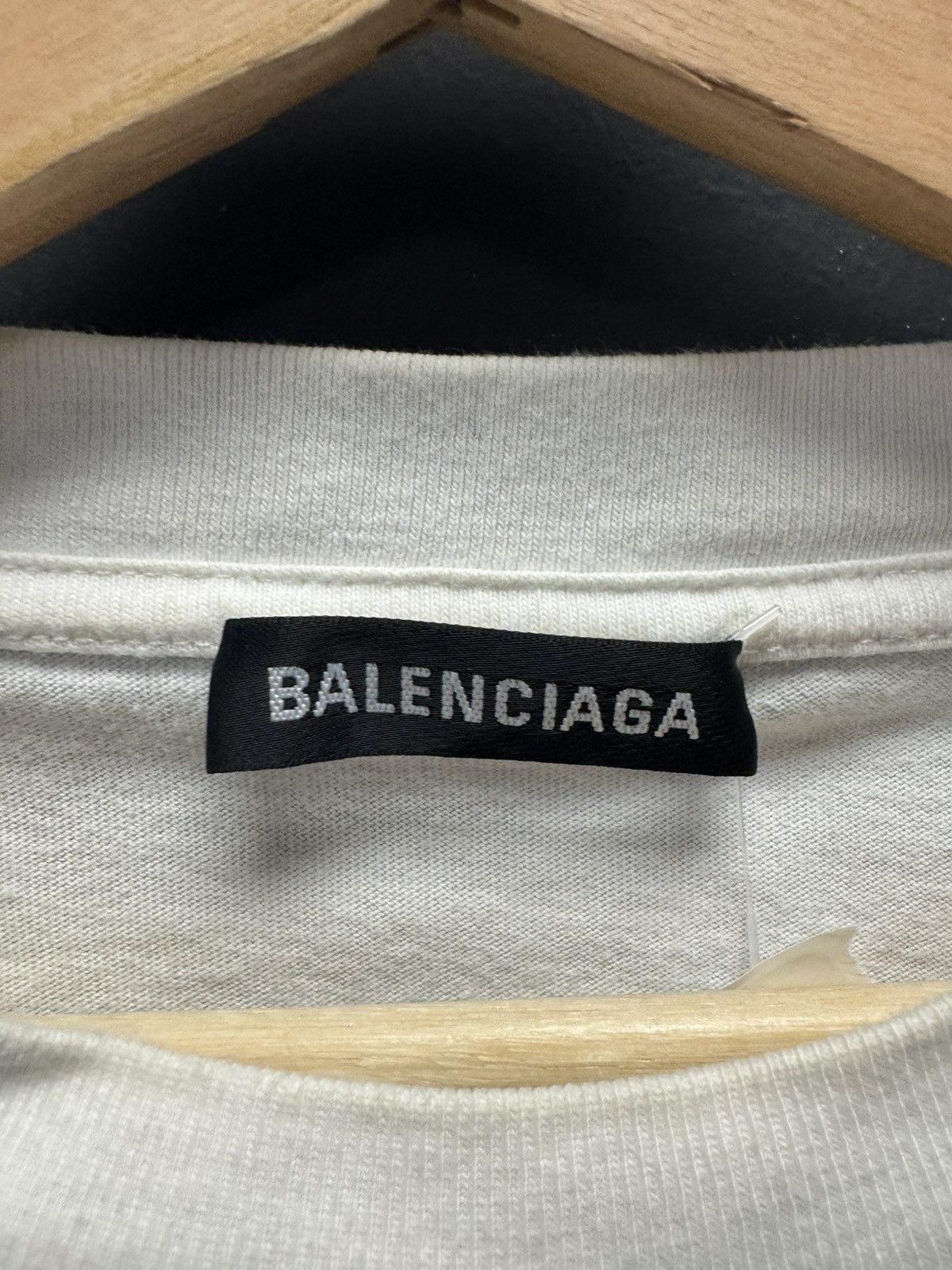 Balenciaga Balenciaga Paris Laurel Embroidered Logo Tee White Size US M / EU 48-50 / 2 - 3 Thumbnail